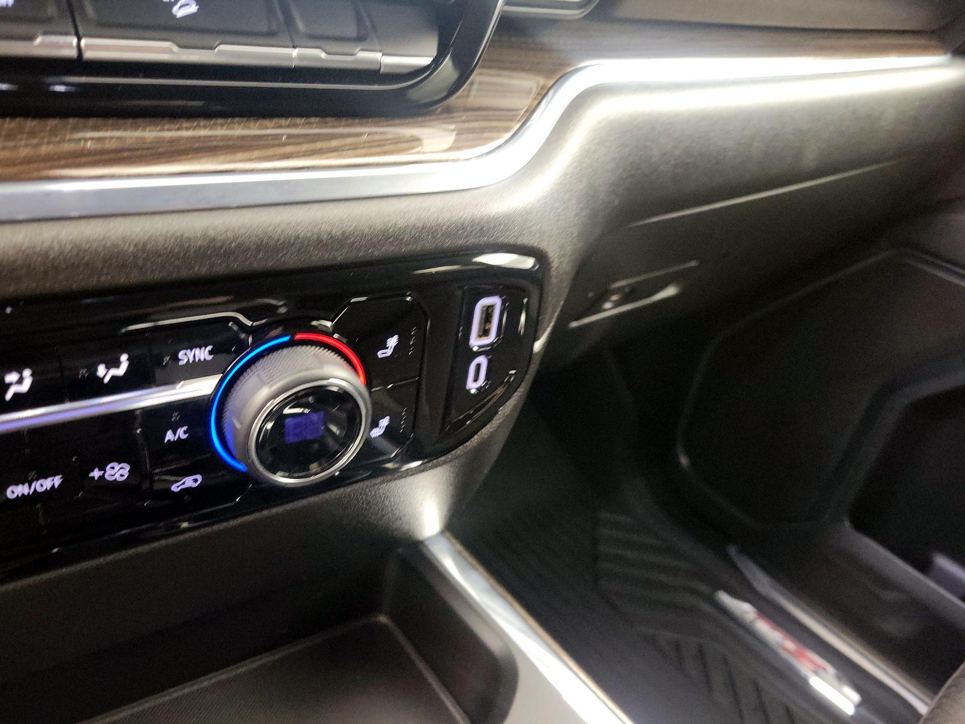 Thumbnail: 2024 Chevrolet Silverado 1500 - 18