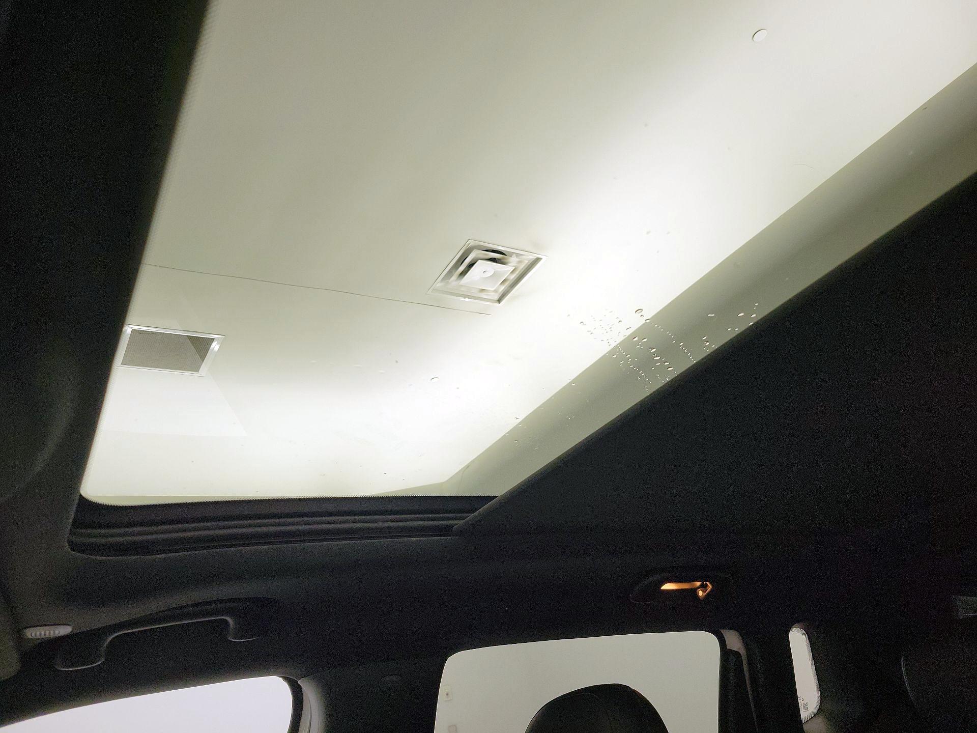 Thumbnail: 2020 Jeep Compass - 20