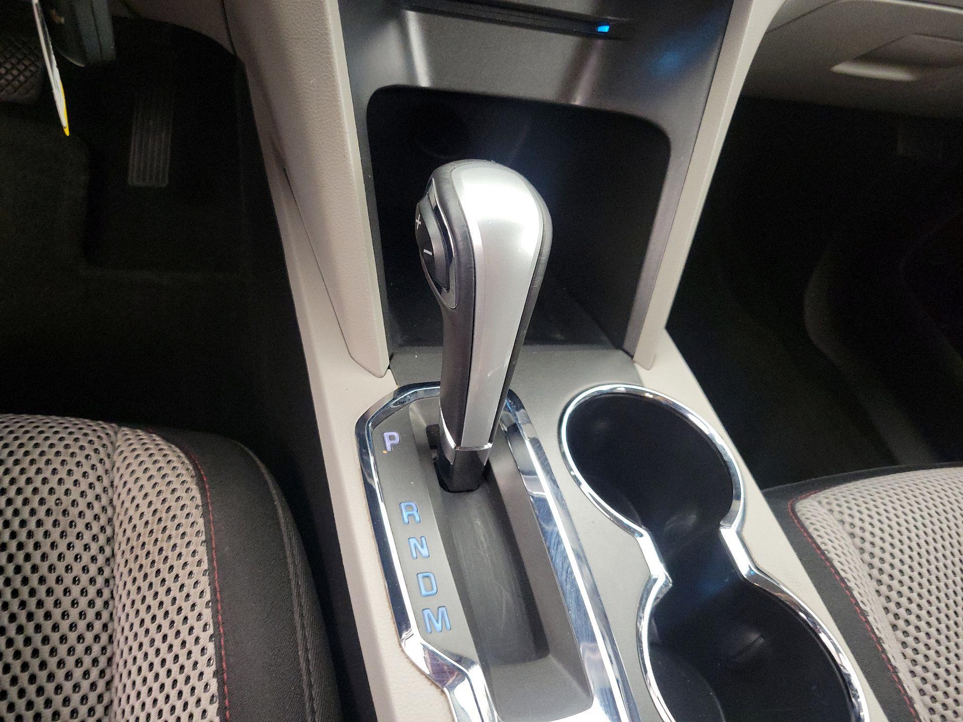 Thumbnail: 2015 Chevrolet Equinox - 17