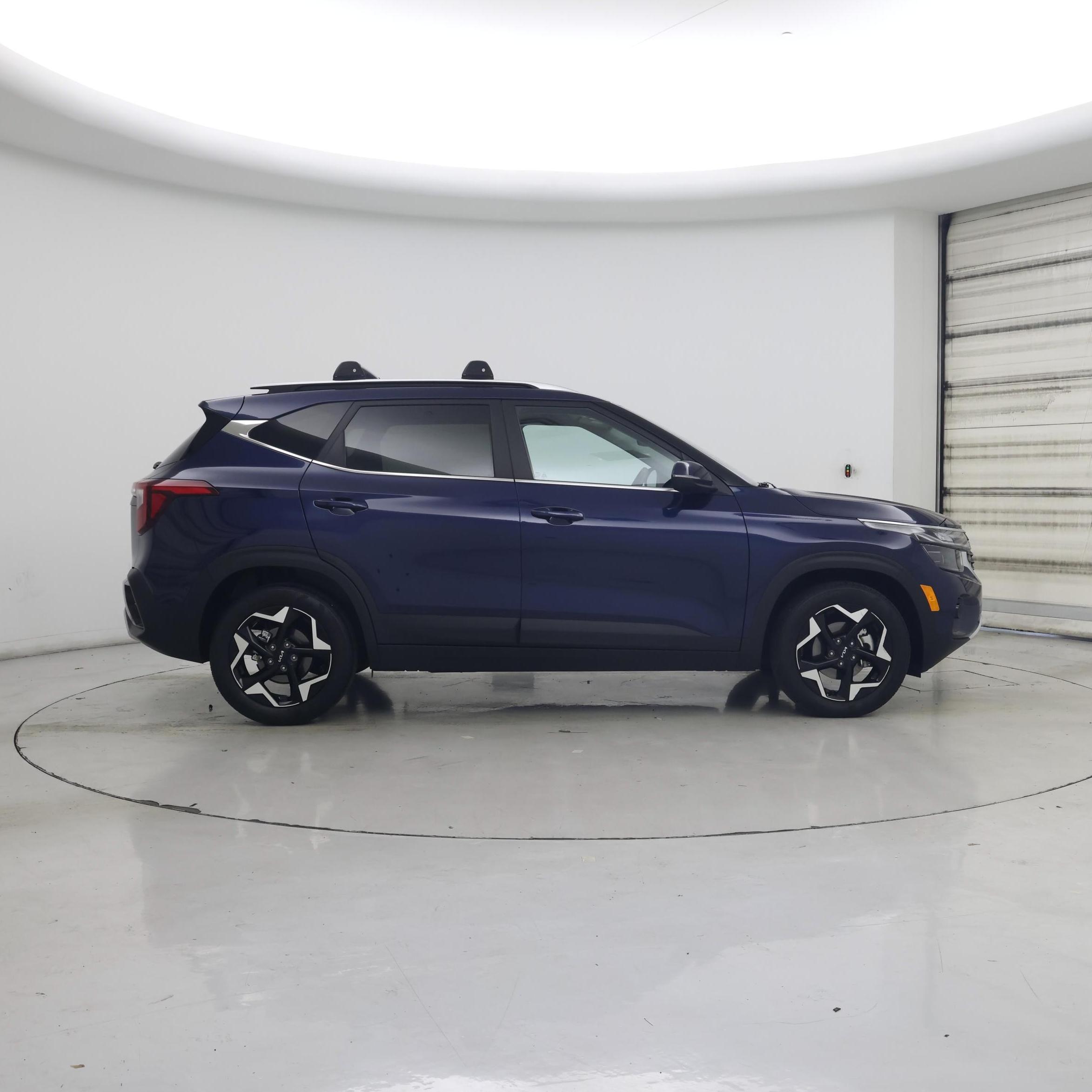 Thumbnail: 2024 Kia Seltos - 7