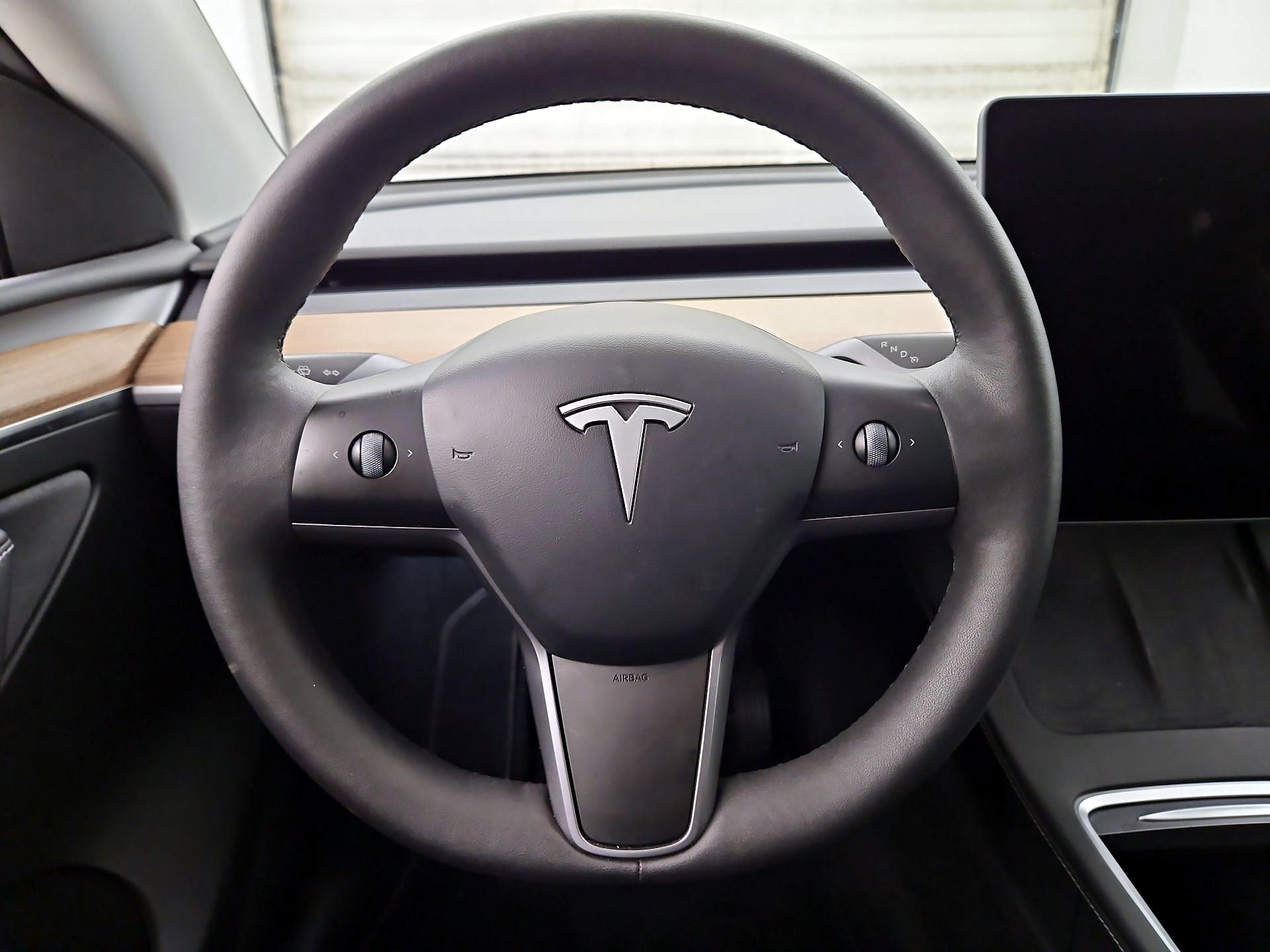 Thumbnail: 2024 Tesla Model Y - 10