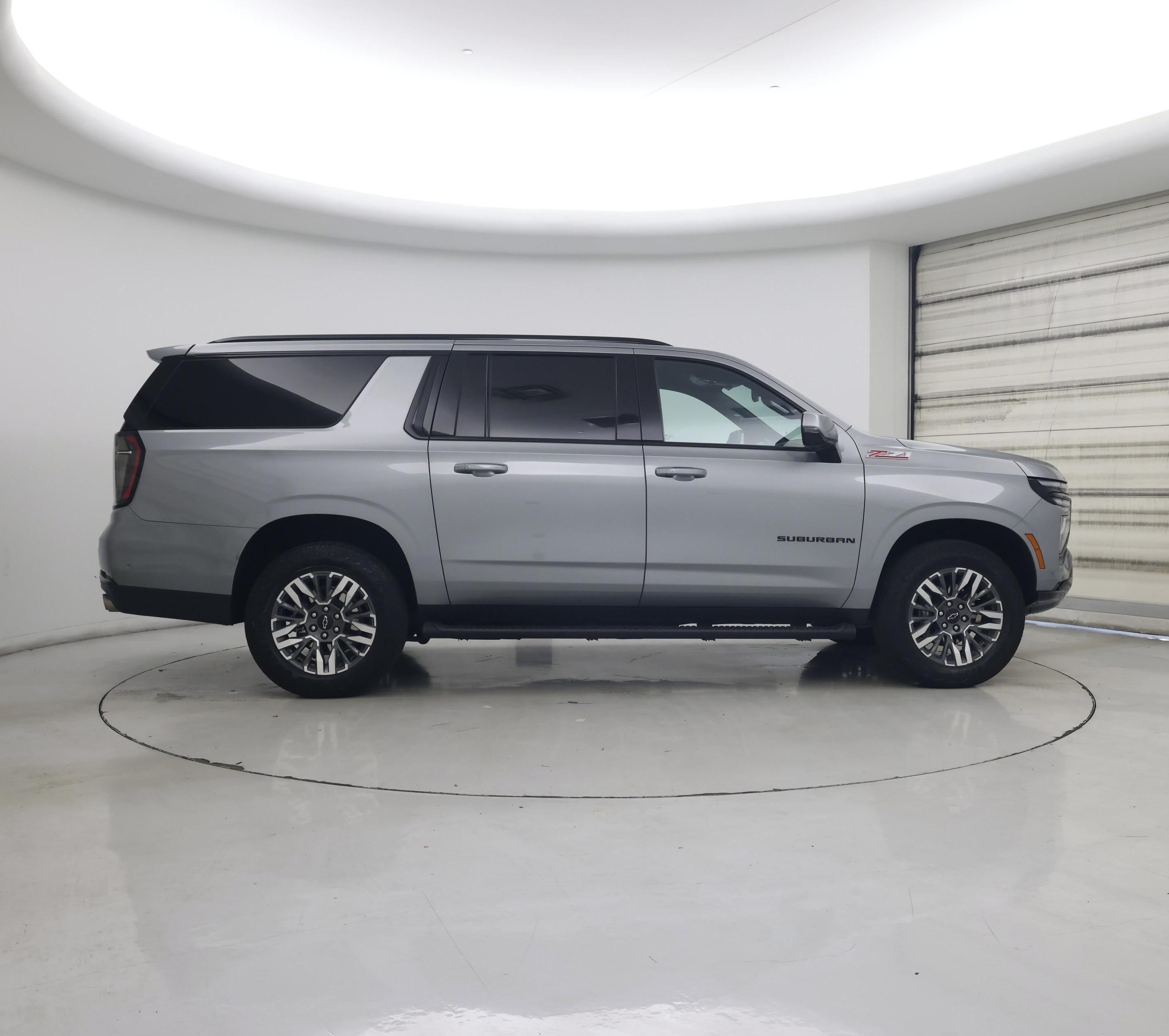 Thumbnail: 2025 Chevrolet Suburban - 7