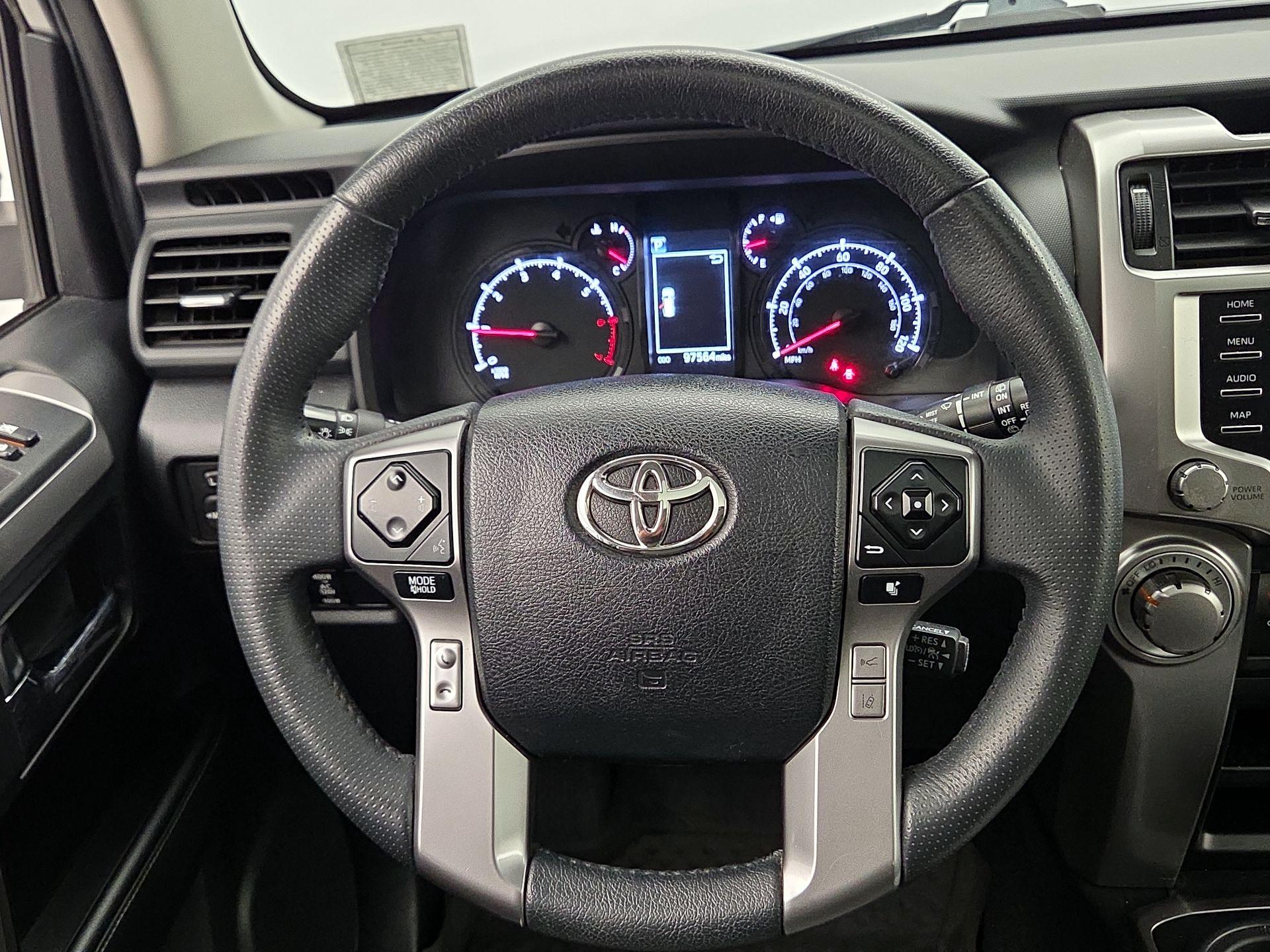 Thumbnail: 2021 Toyota 4Runner - 10