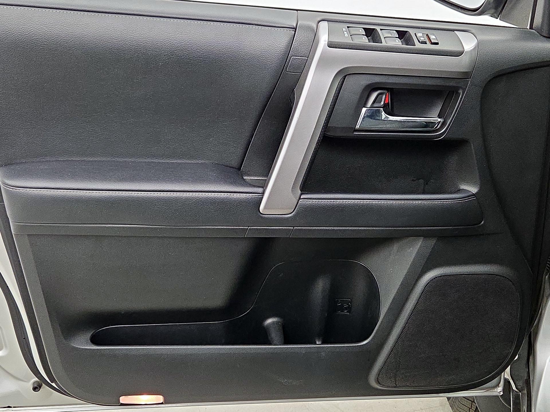 Thumbnail: 2021 Toyota 4Runner - 12