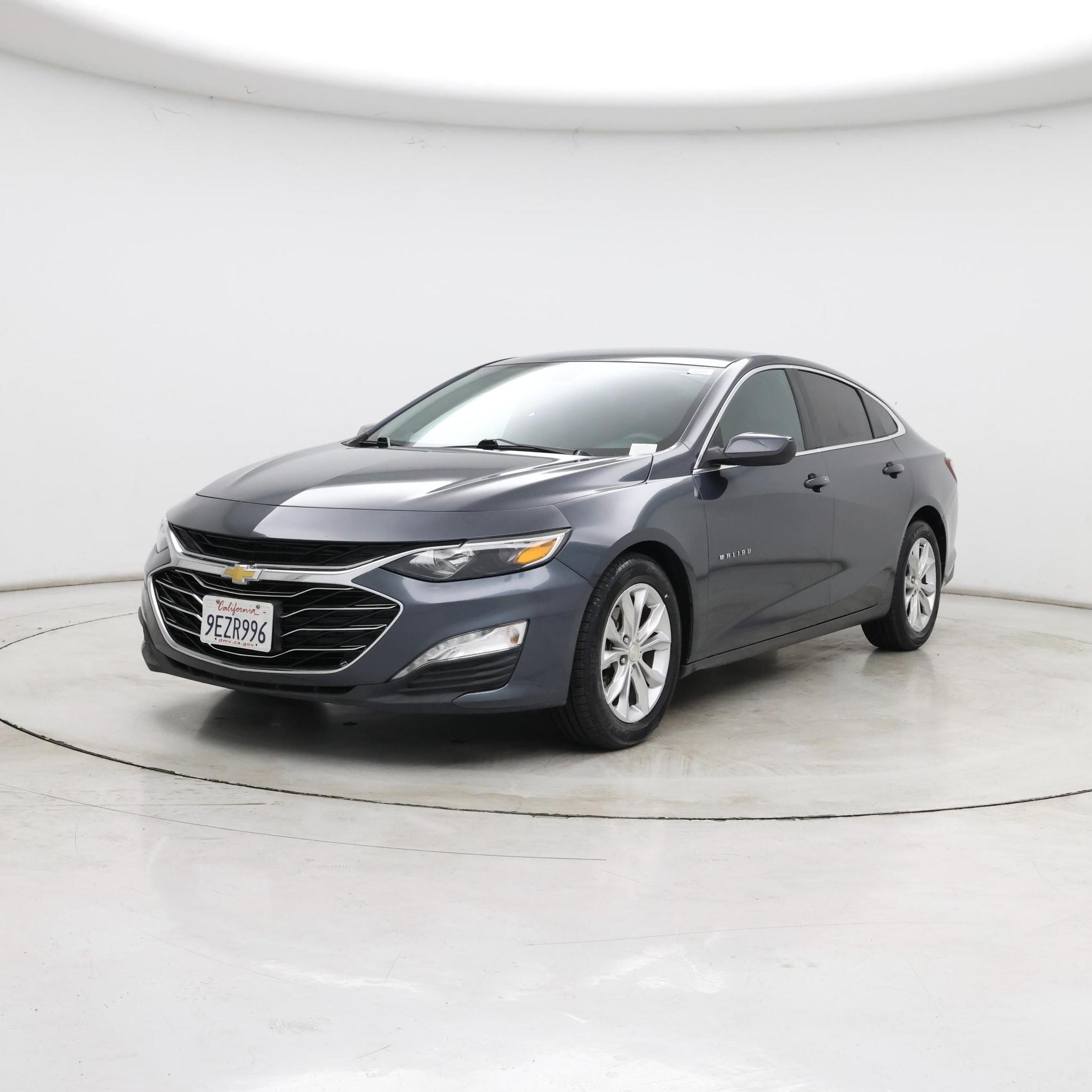 Thumbnail: 2019 Chevrolet Malibu - 4