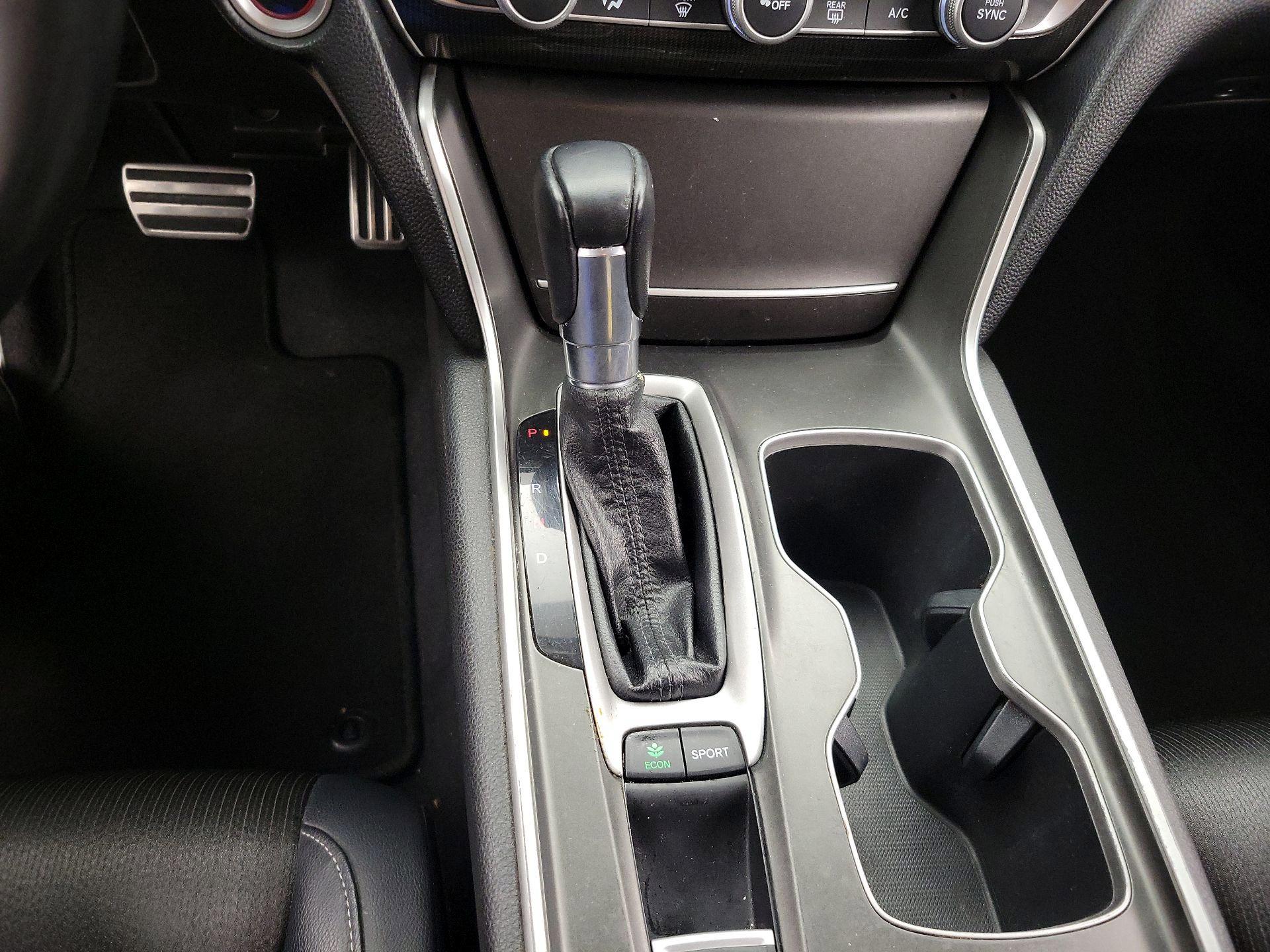 Thumbnail: 2018 Honda Accord - 17