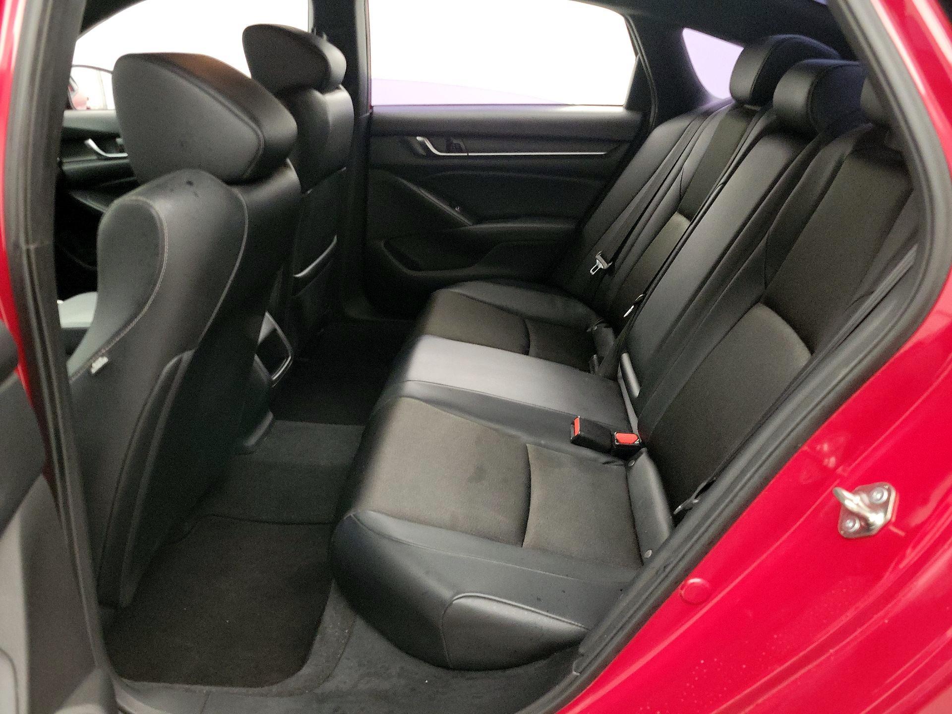 Thumbnail: 2018 Honda Accord - 18