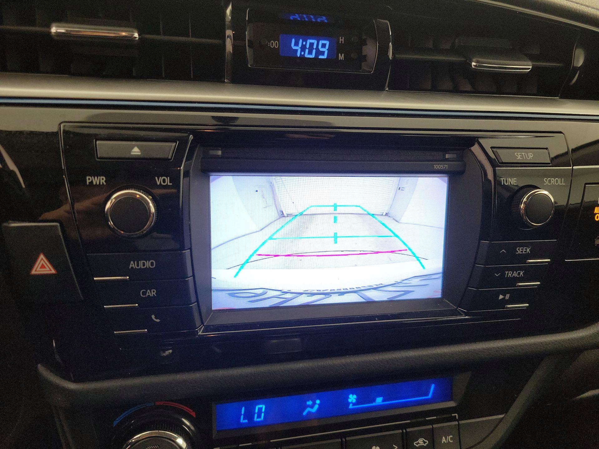 Thumbnail: 2016 Toyota Corolla - 14