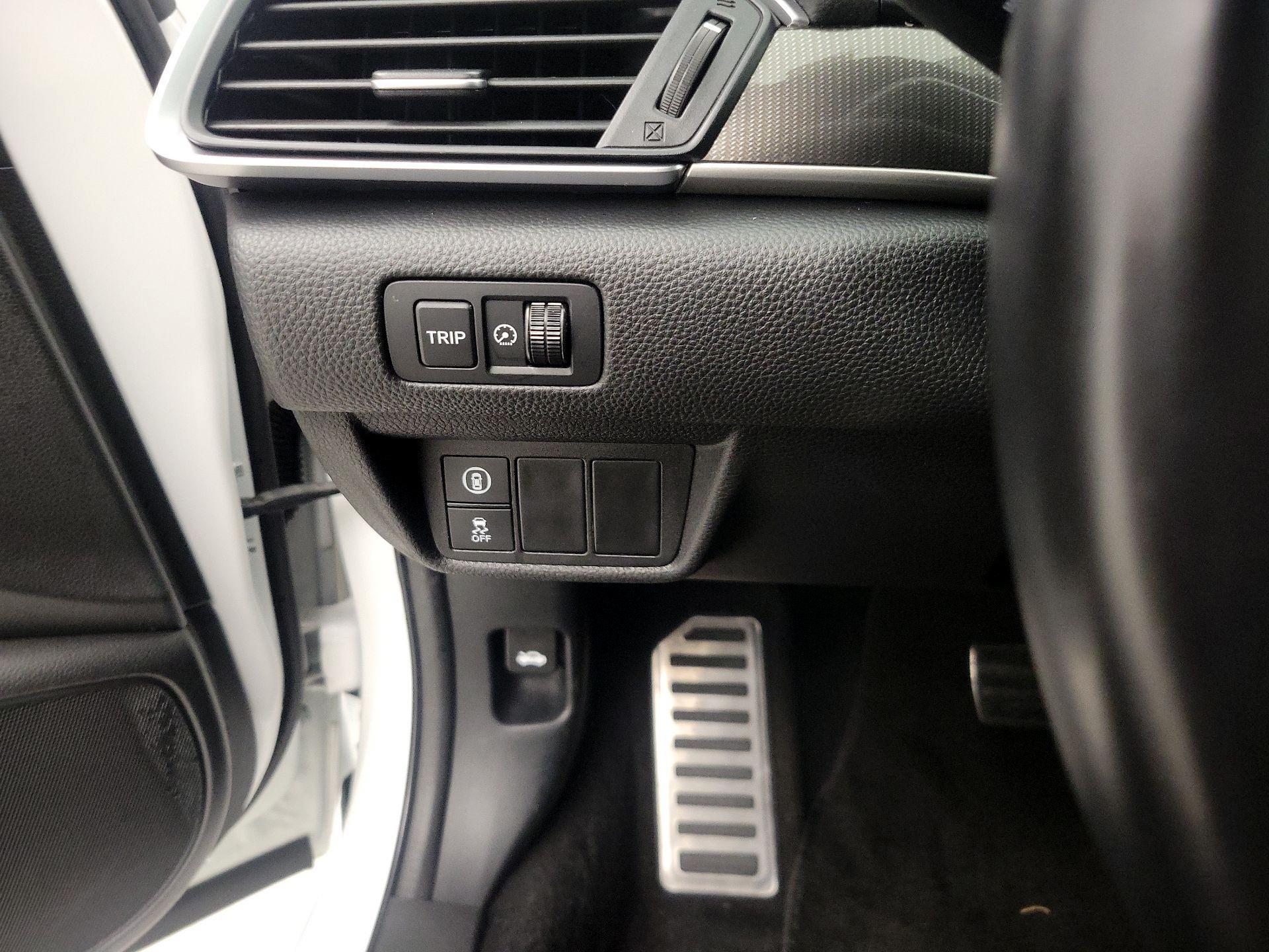 Thumbnail: 2021 Honda Accord - 13