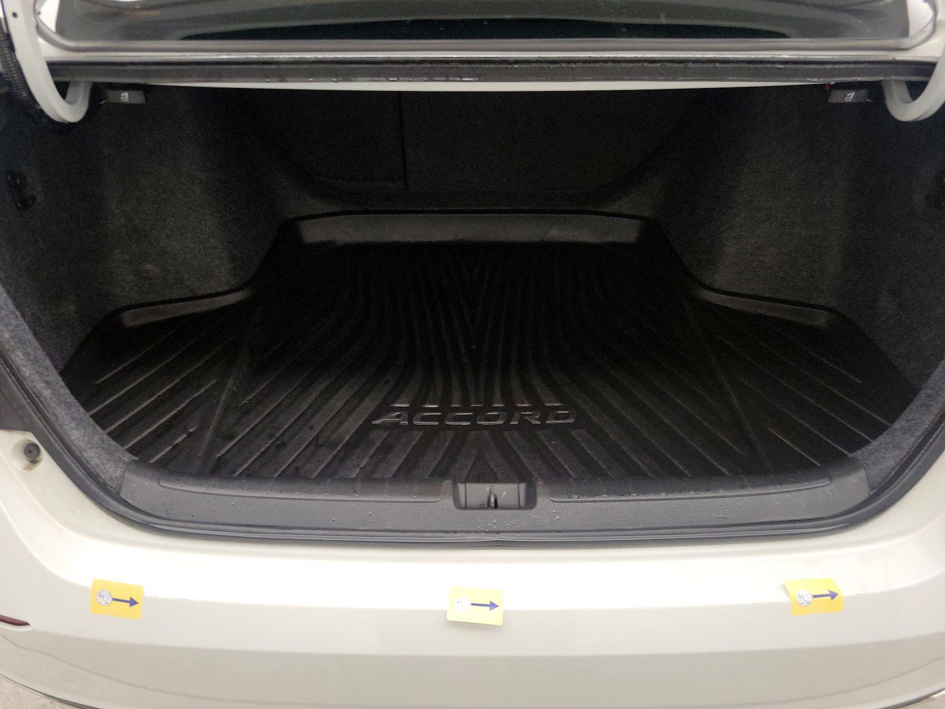 Thumbnail: 2021 Honda Accord - 19