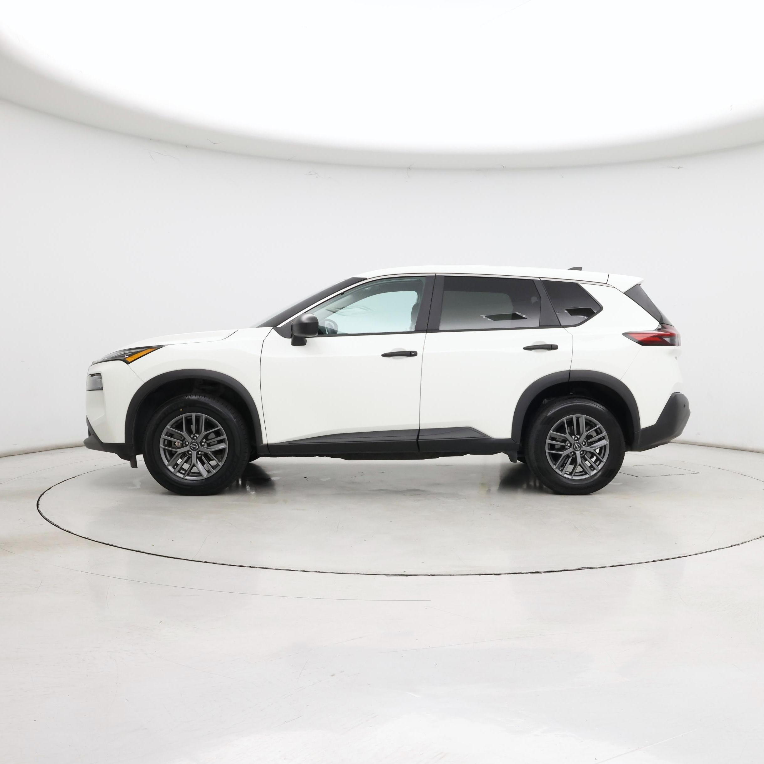 Thumbnail: 2023 Nissan Rogue - 3