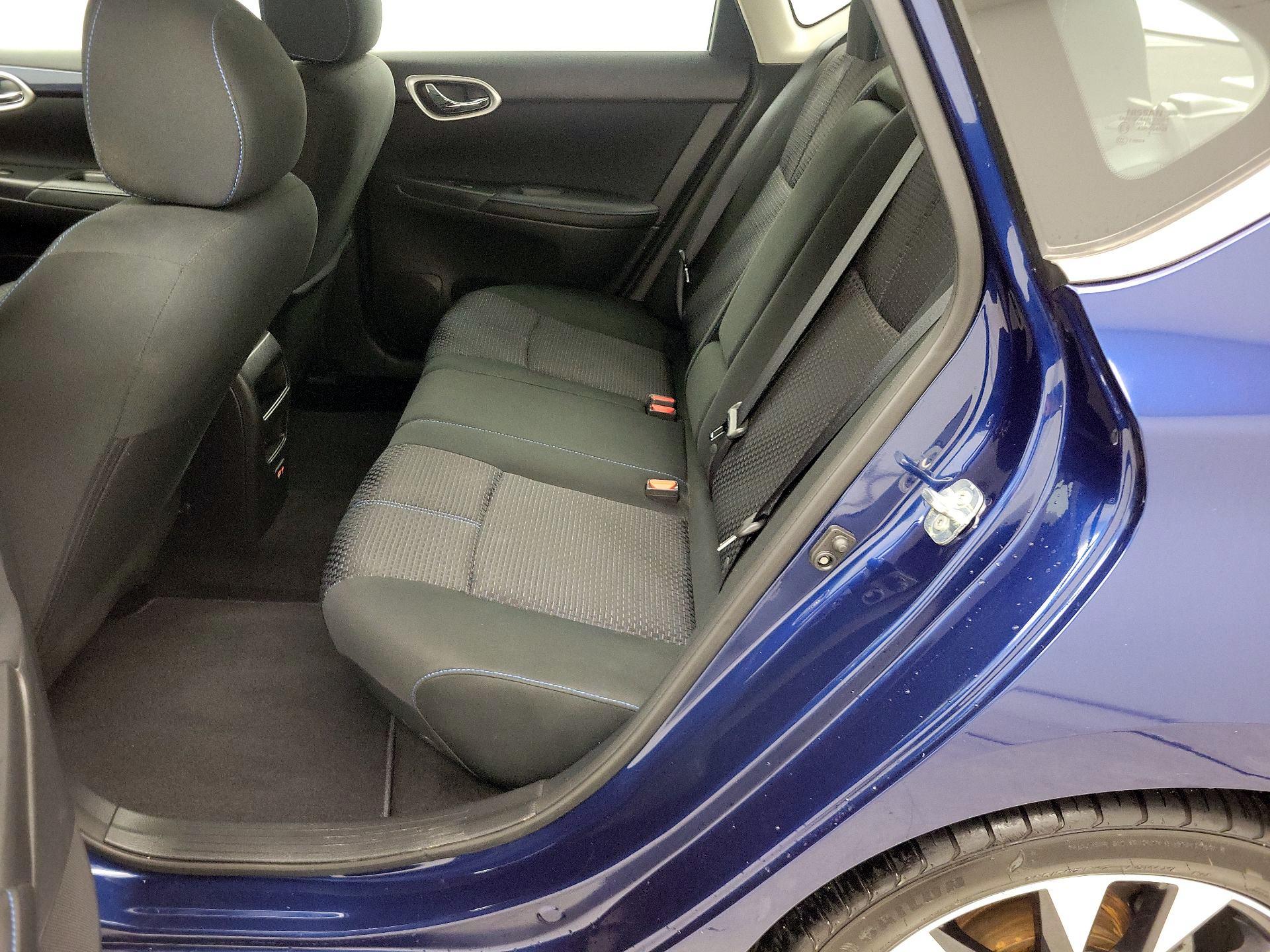 Thumbnail: 2019 Nissan Sentra - 19