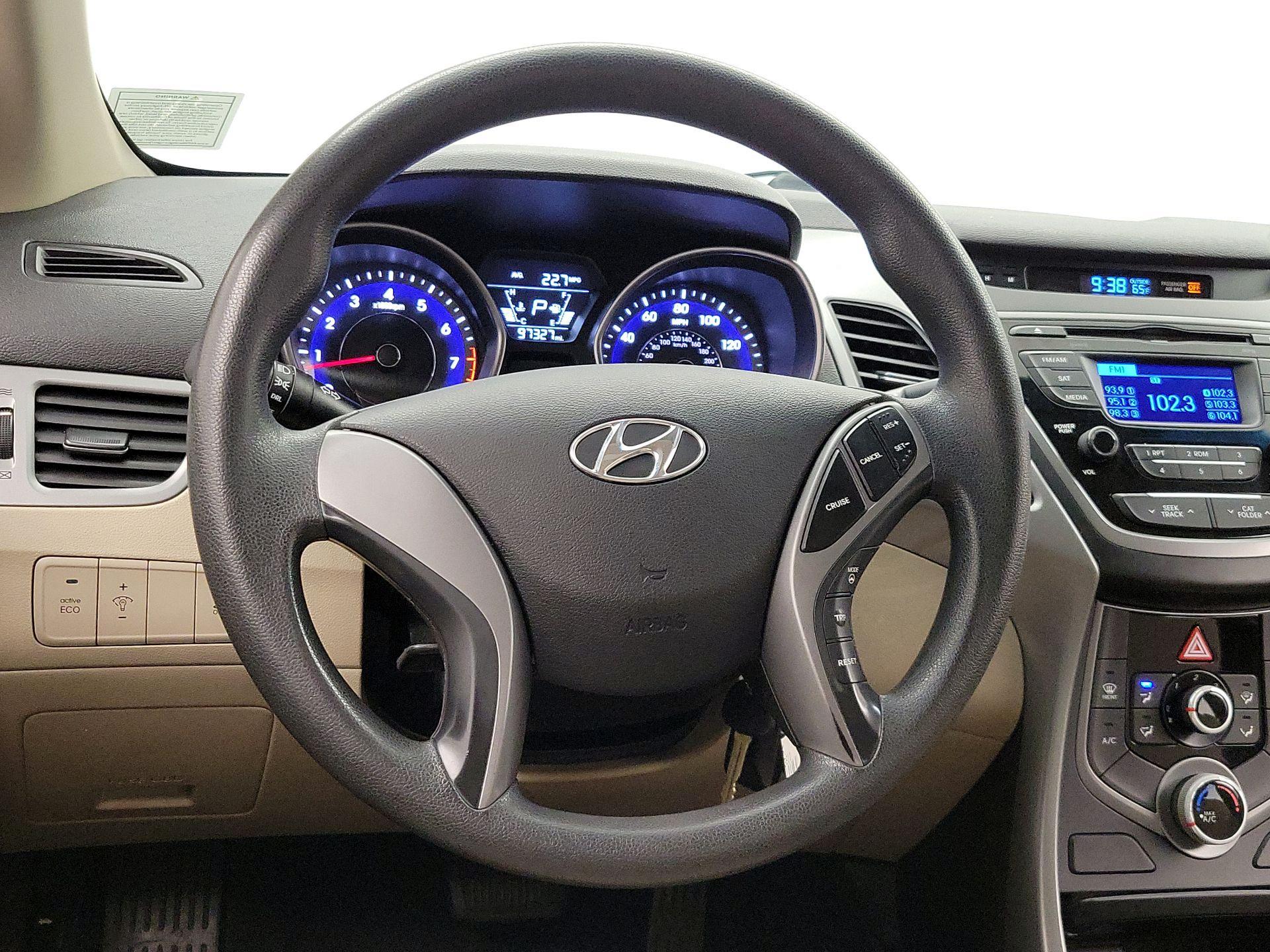 Thumbnail: 2014 Hyundai Elantra - 10