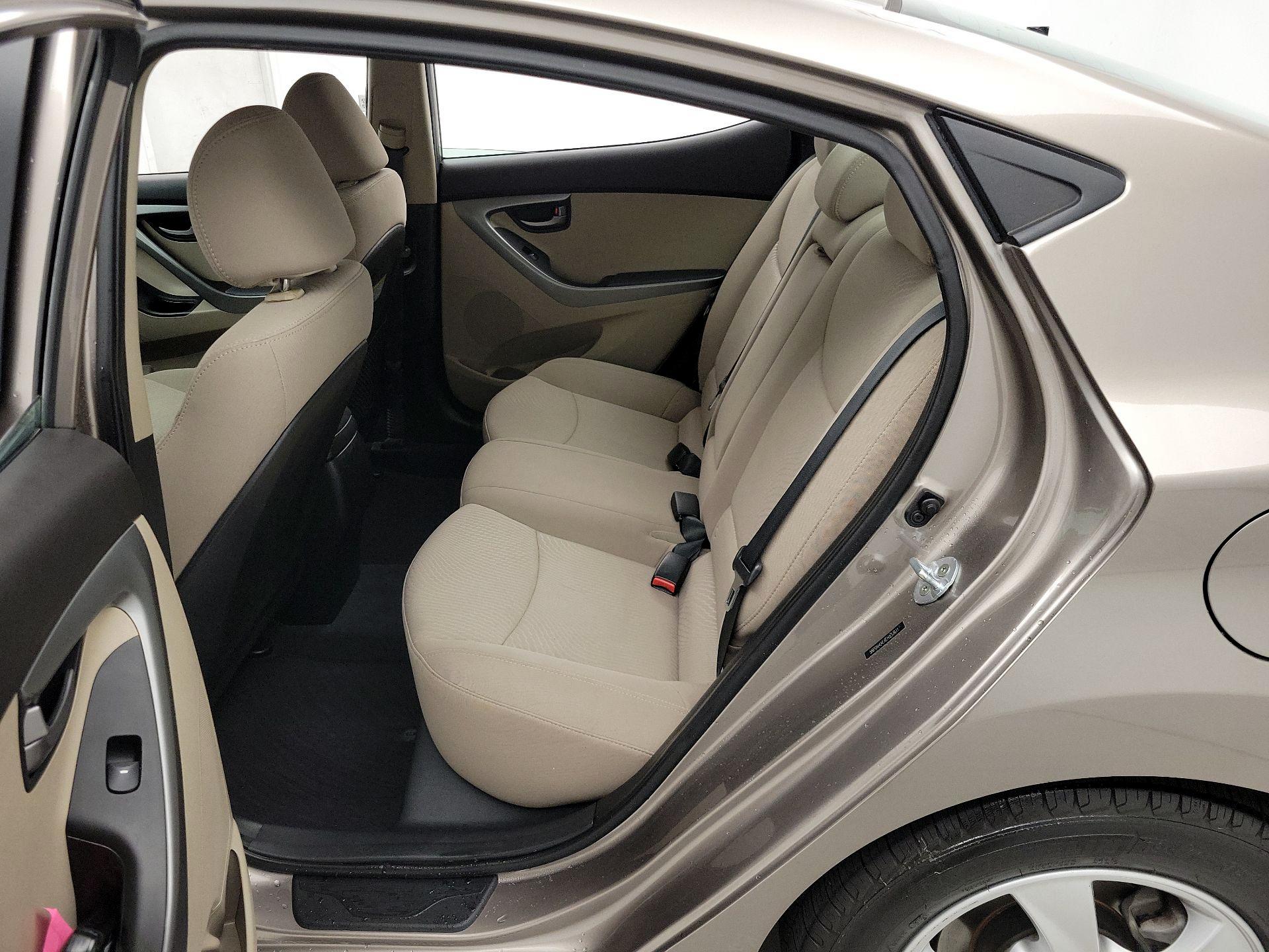 Thumbnail: 2014 Hyundai Elantra - 18