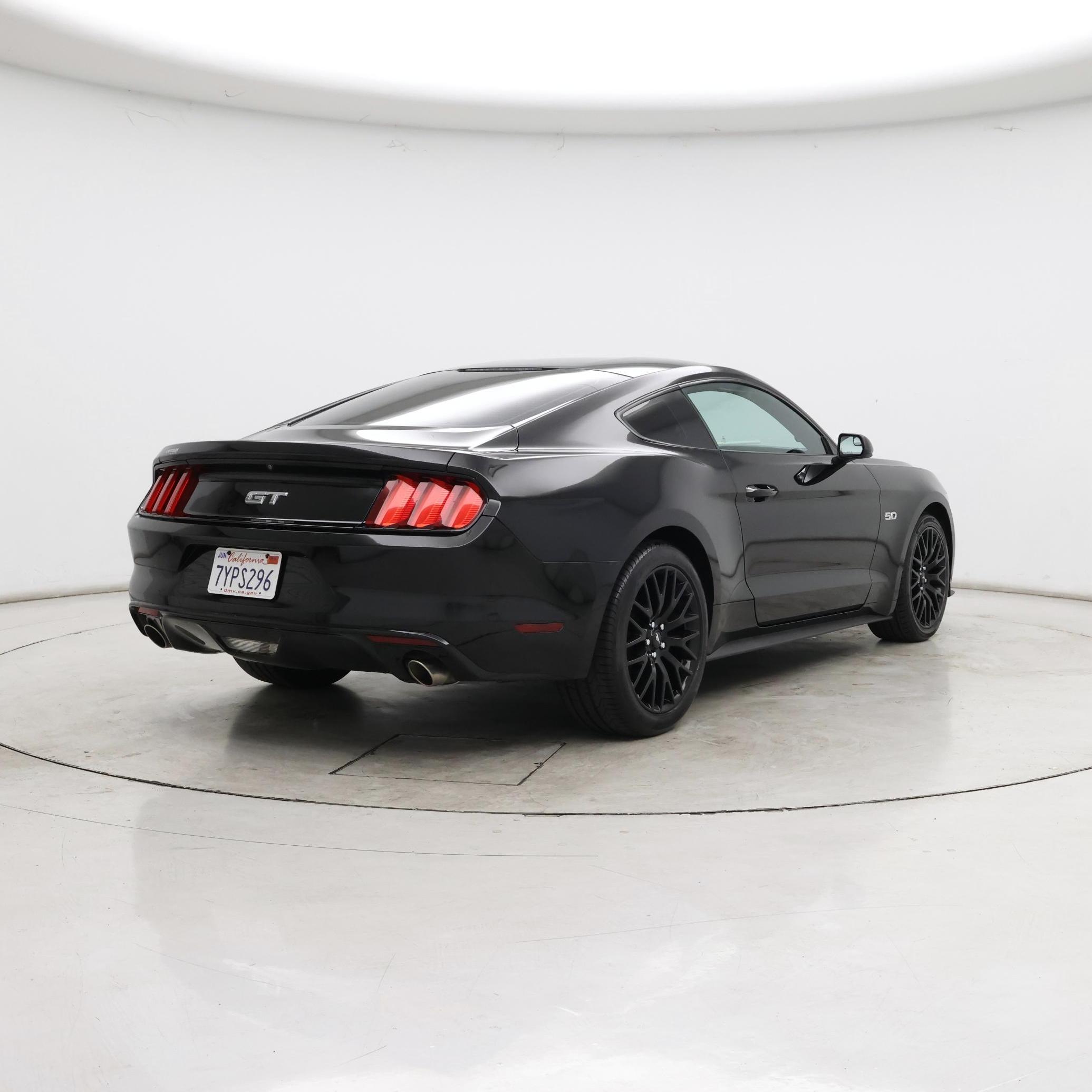 Thumbnail: 2017 Ford Mustang - 8