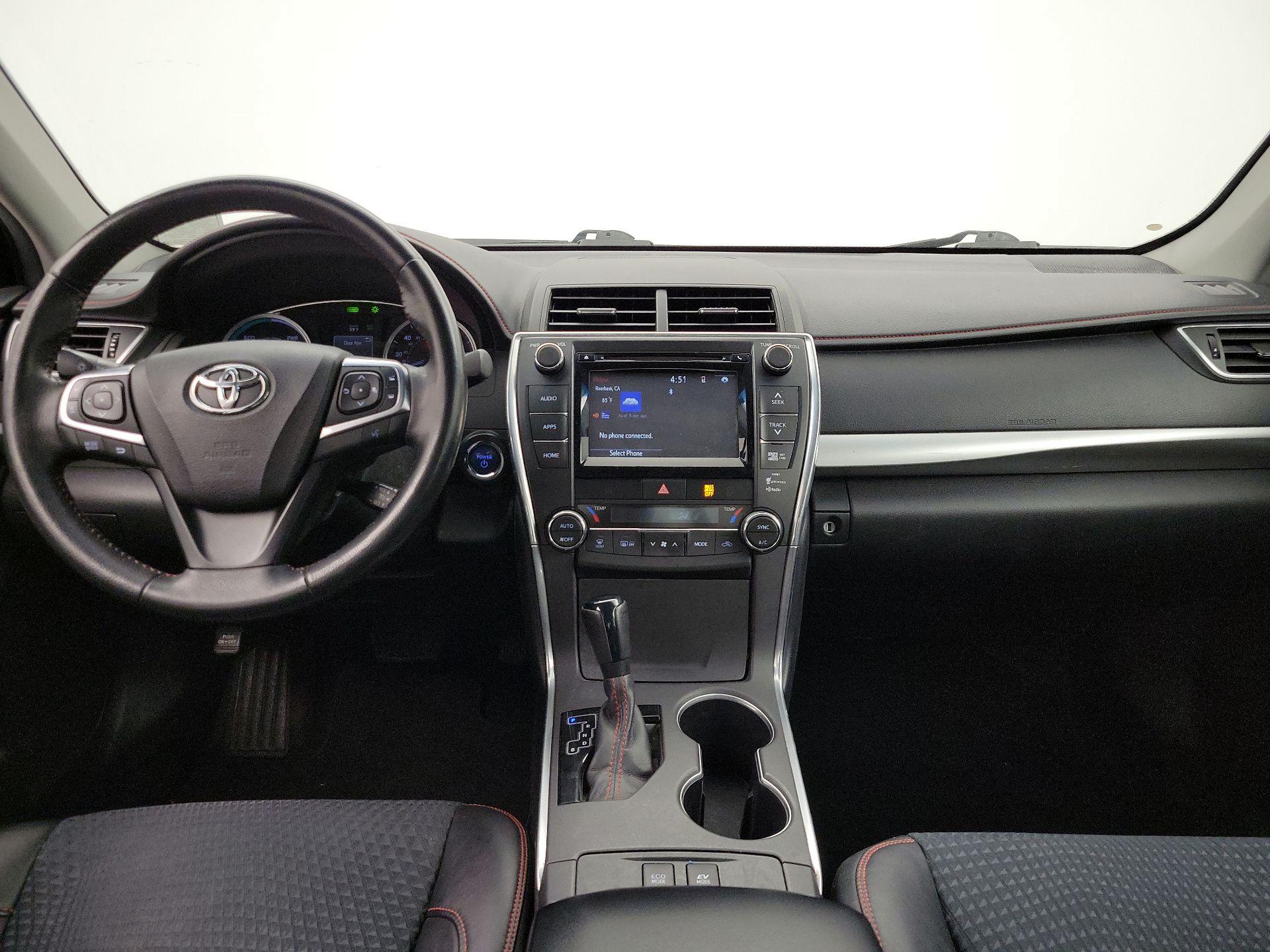 Thumbnail: 2015 Toyota Camry - 9