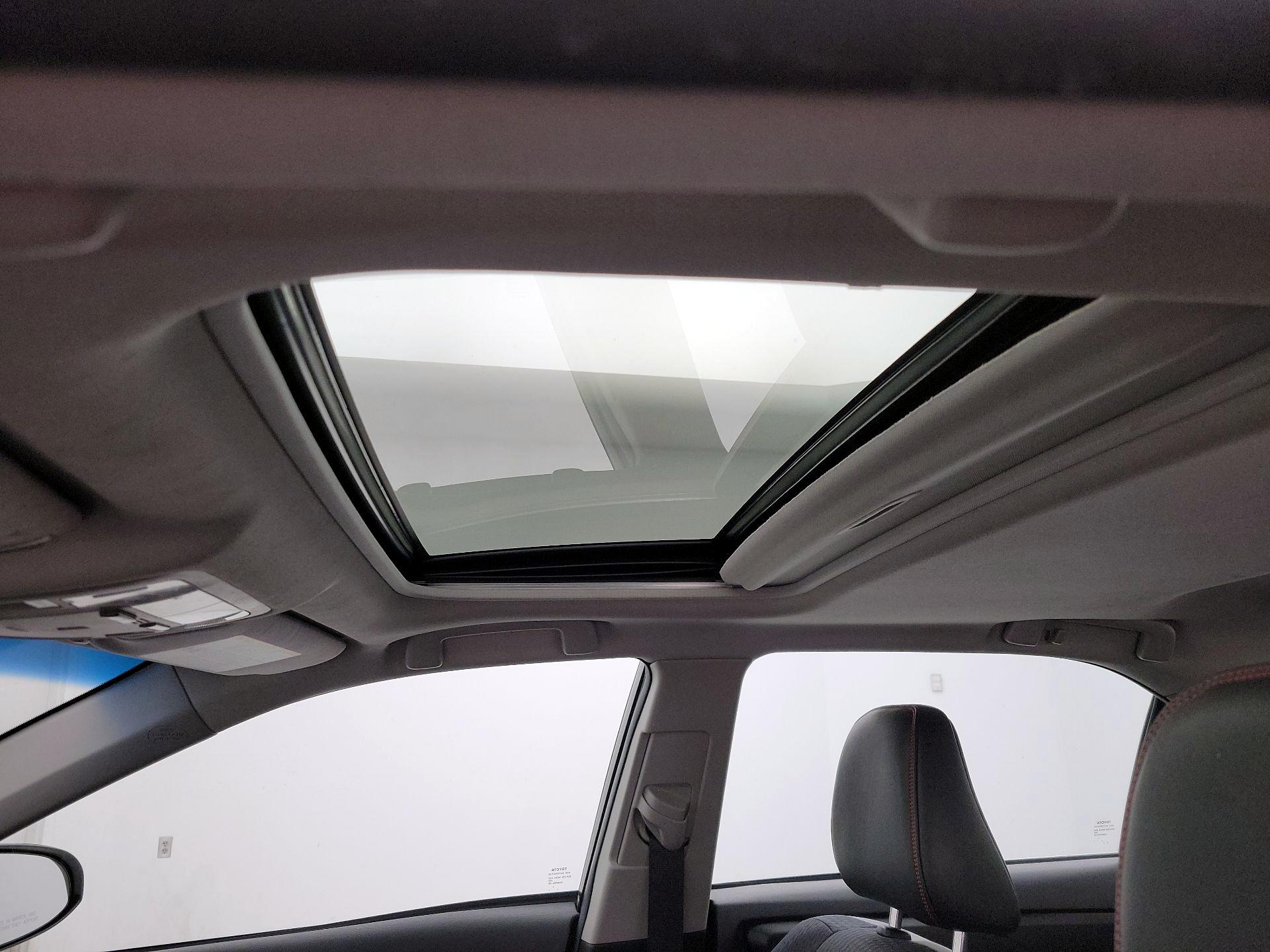 Thumbnail: 2015 Toyota Camry - 19