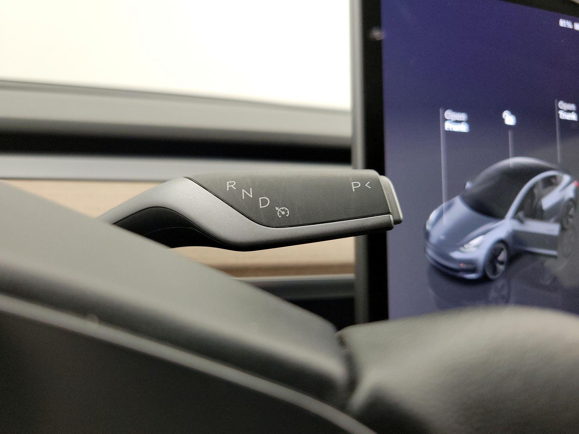 Thumbnail: 2023 Tesla Model 3 - 18