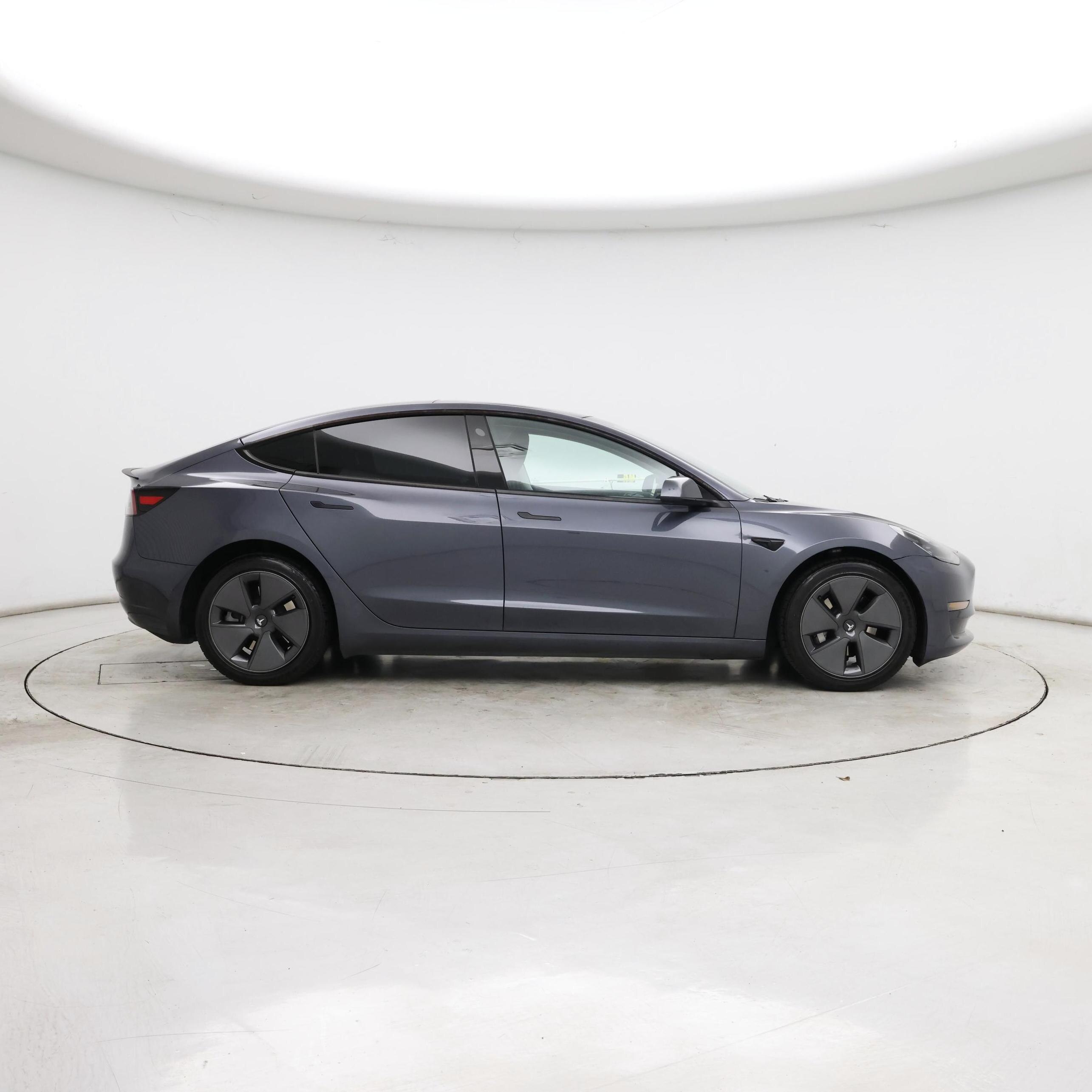 Thumbnail: 2023 Tesla Model 3 - 7