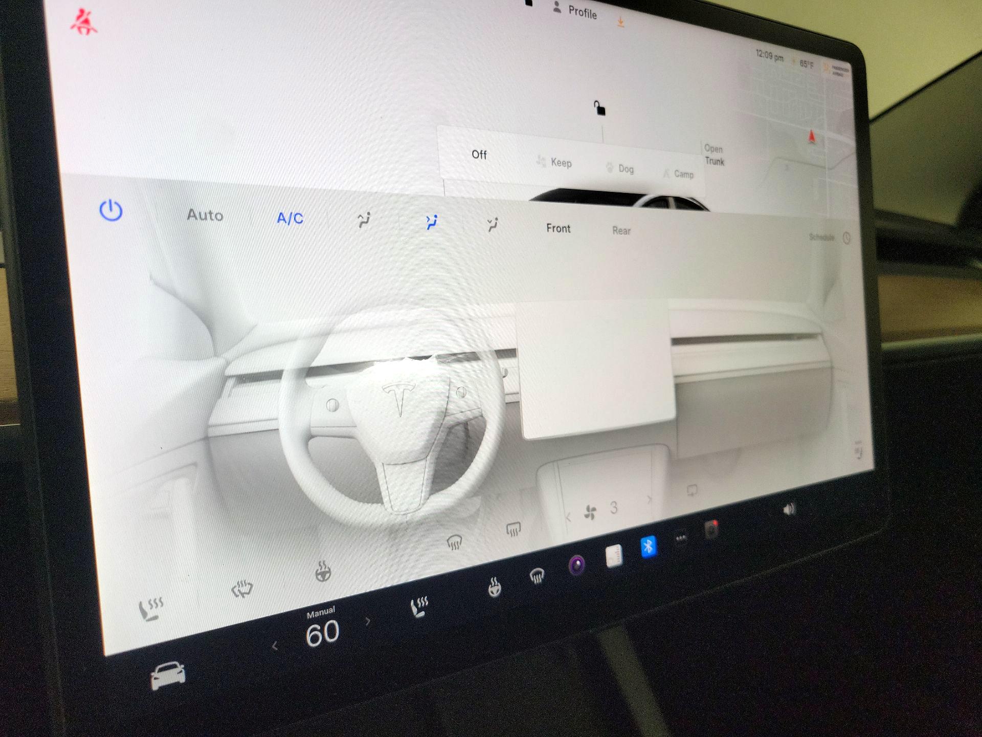 Thumbnail: 2023 Tesla Model 3 - 16