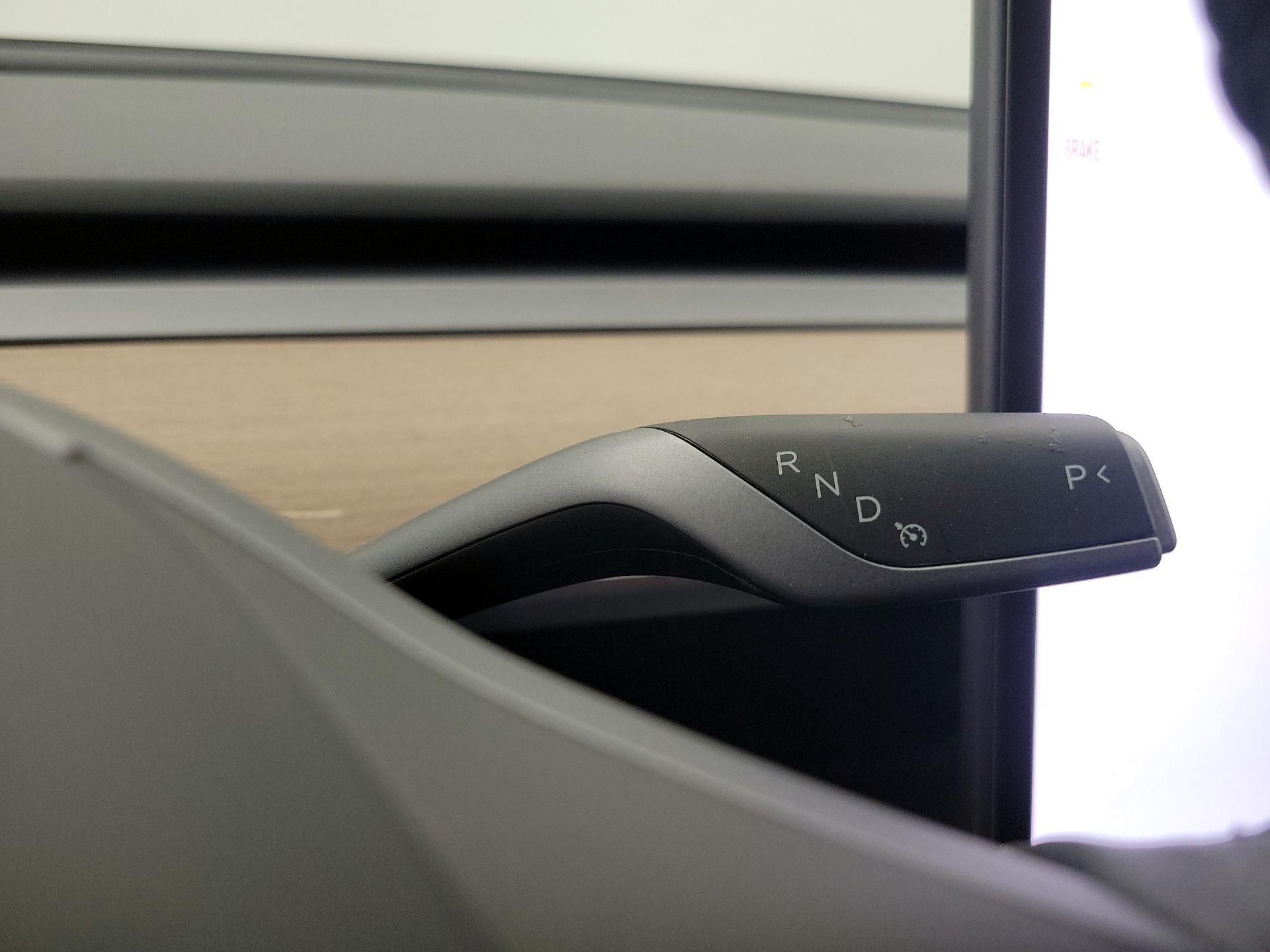 Thumbnail: 2023 Tesla Model 3 - 17