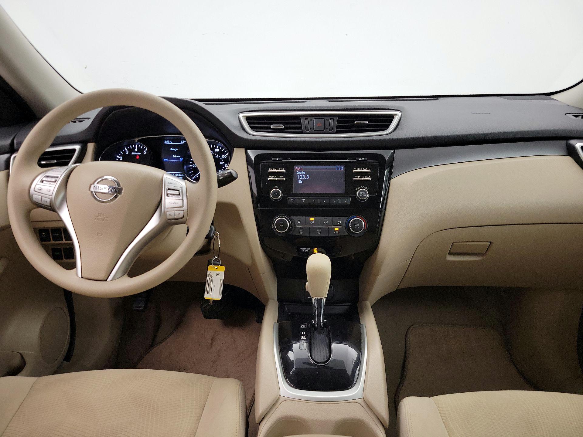 Thumbnail: 2015 Nissan Rogue - 9