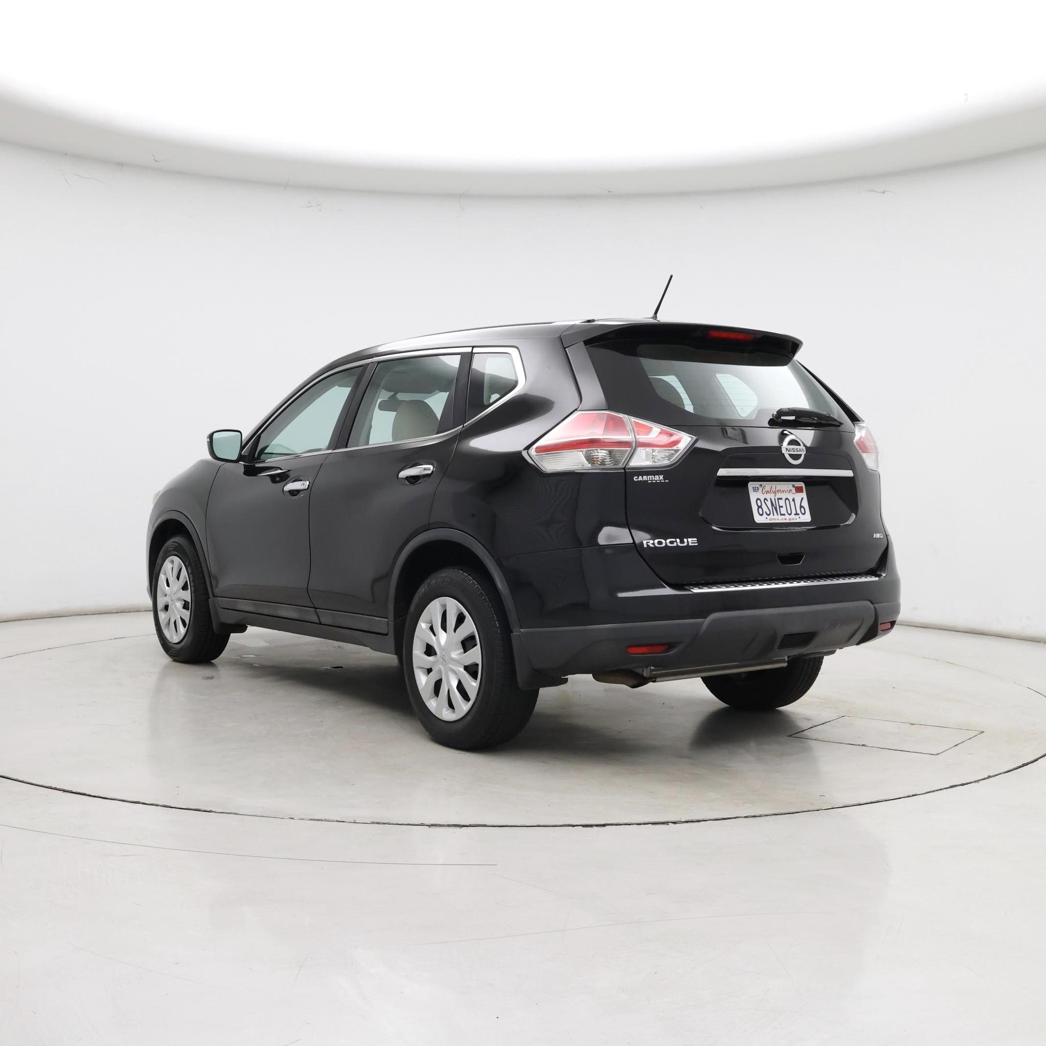 Thumbnail: 2015 Nissan Rogue - 2