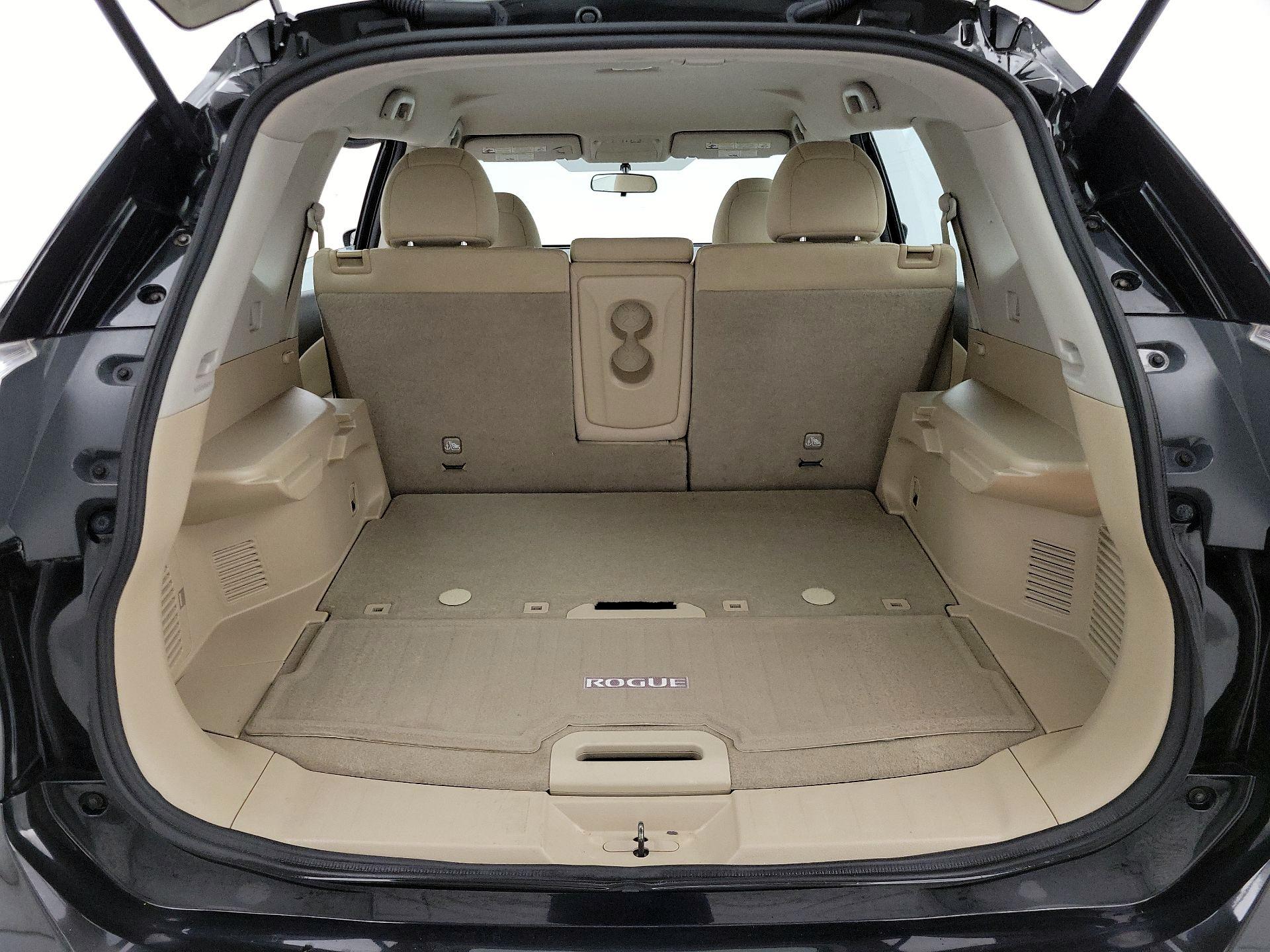 Thumbnail: 2015 Nissan Rogue - 20