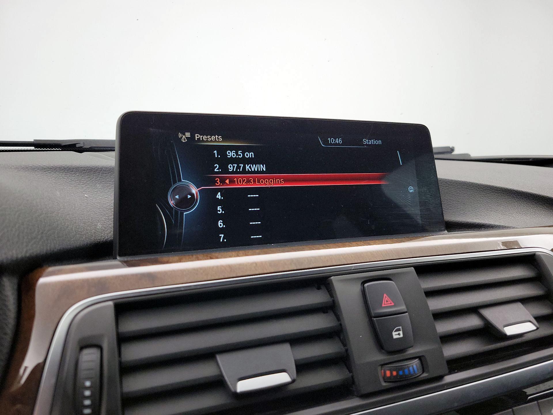 Thumbnail: 2016 BMW 3 Series - 16