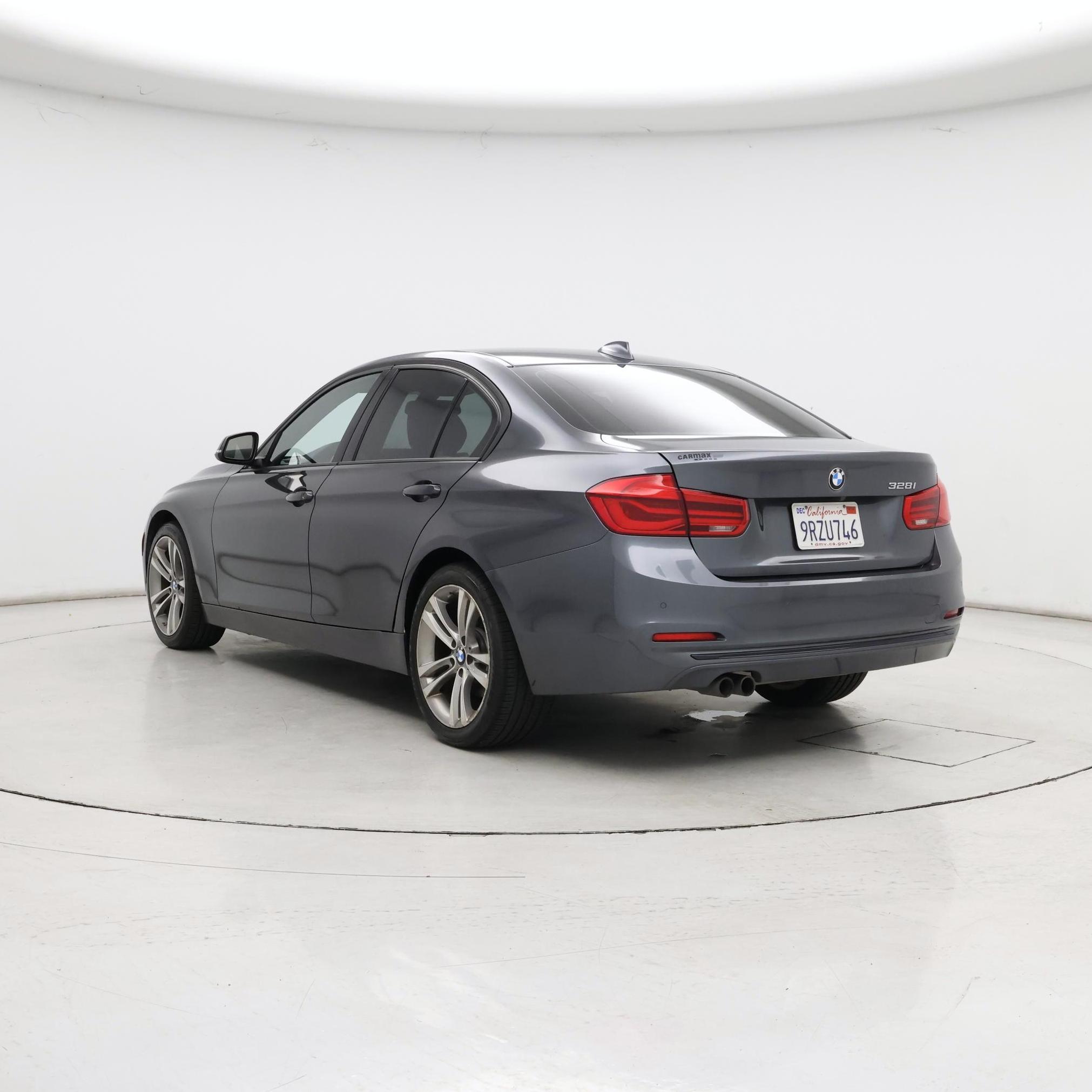 Thumbnail: 2016 BMW 3 Series - 2