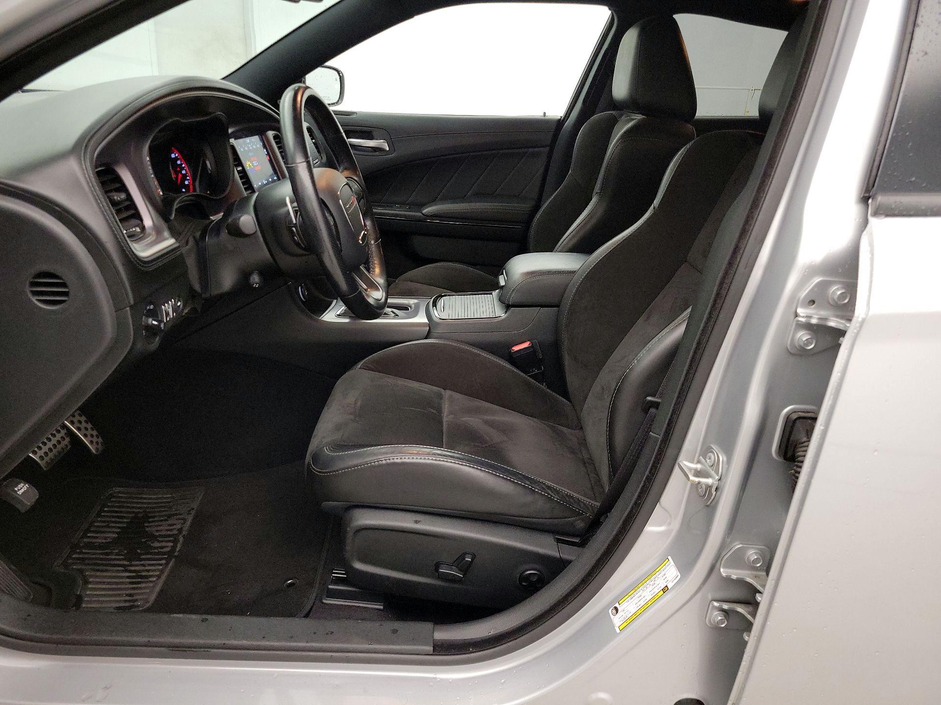 Thumbnail: 2020 Dodge Charger - 11