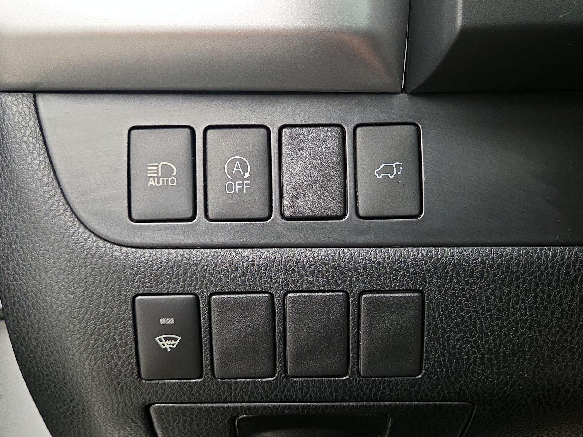 Thumbnail: 2019 Toyota Highlander - 13