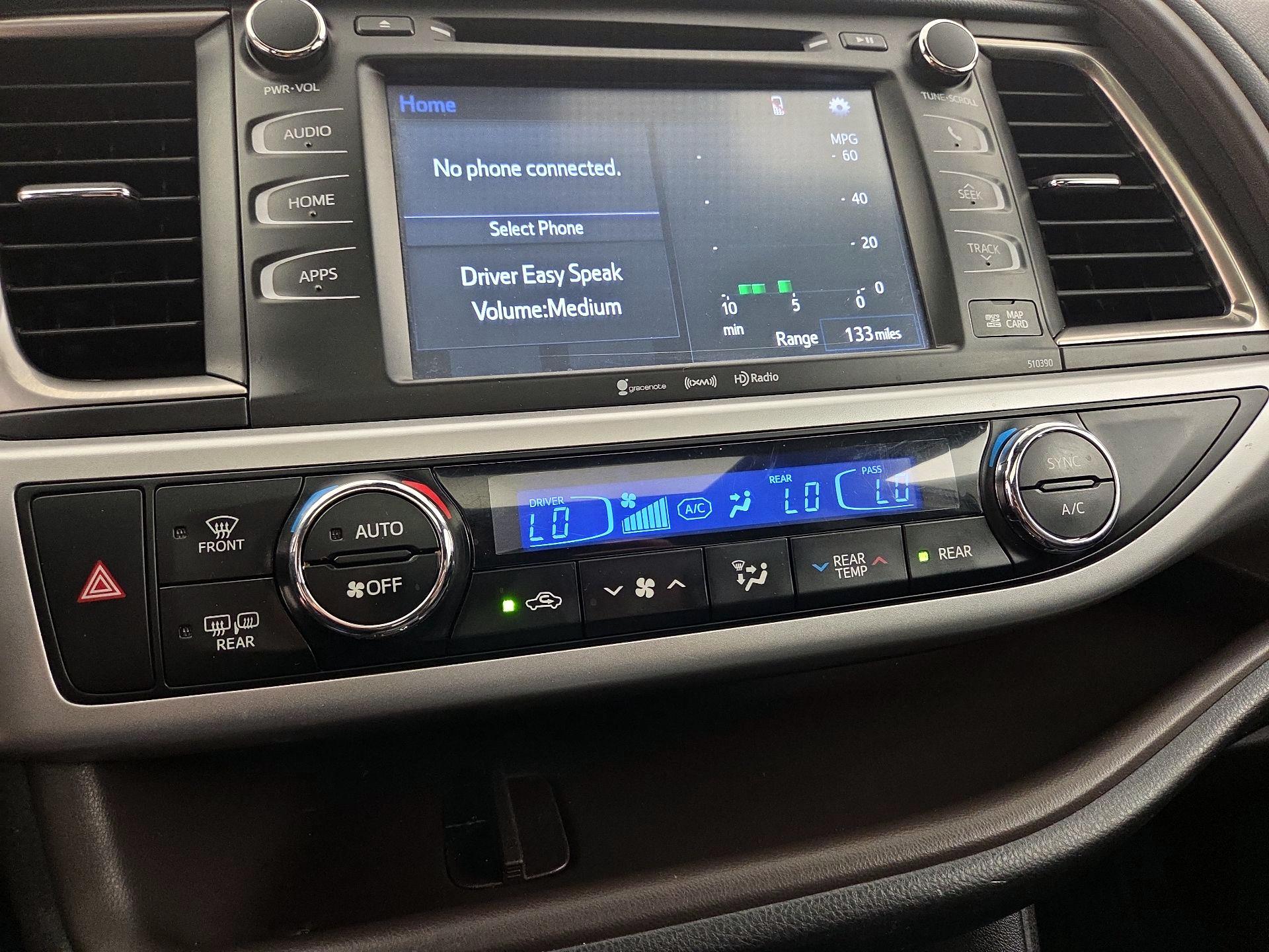 Thumbnail: 2019 Toyota Highlander - 16