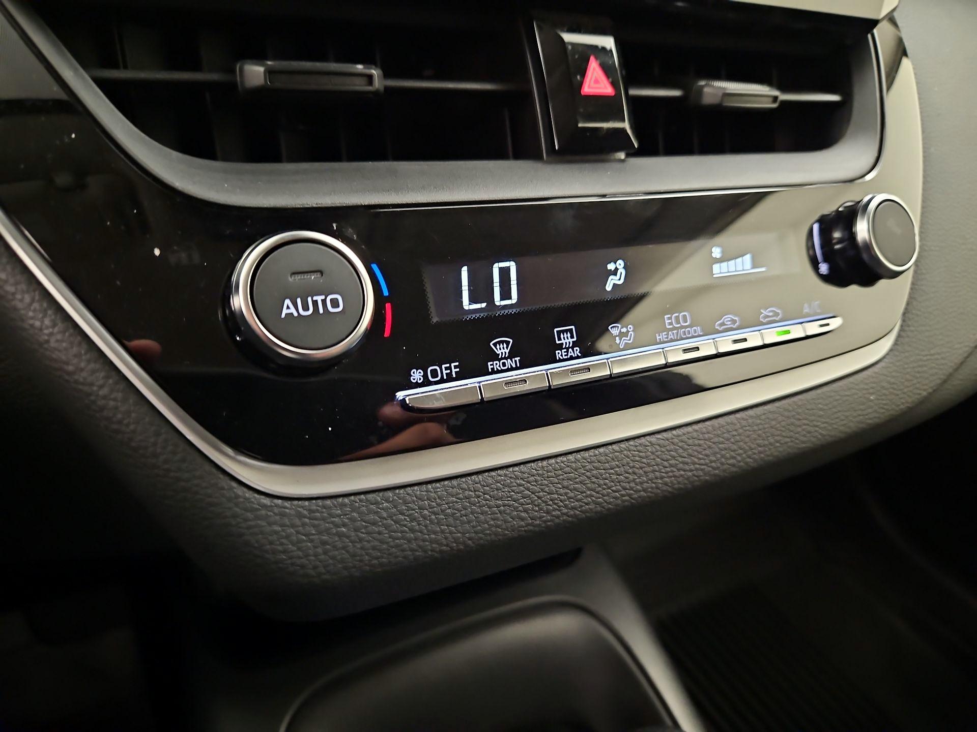 Thumbnail: 2025 Toyota Corolla - 16