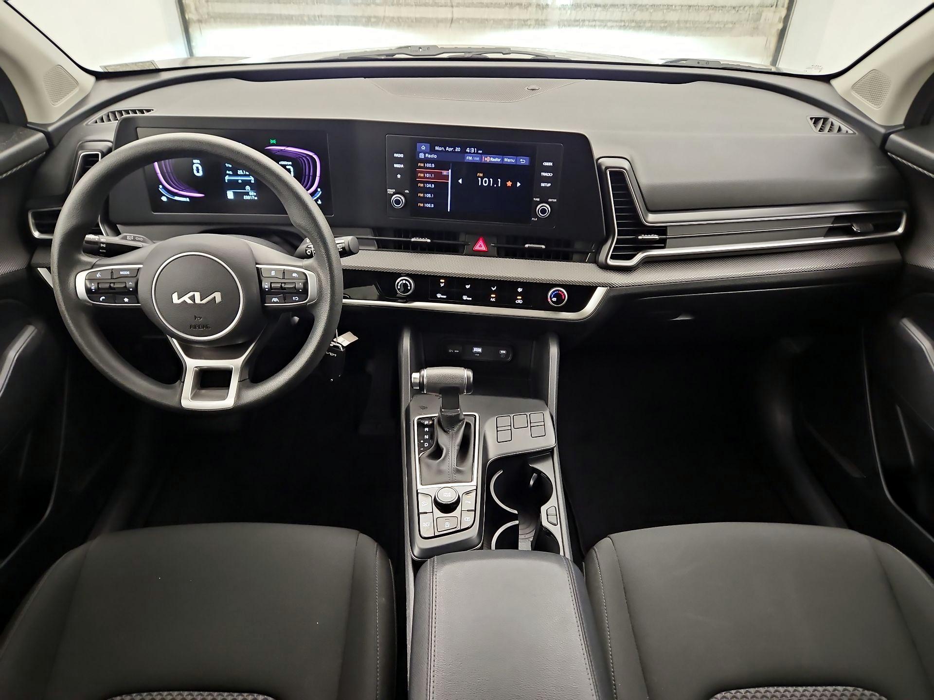 Thumbnail: 2023 Kia Sportage - 9