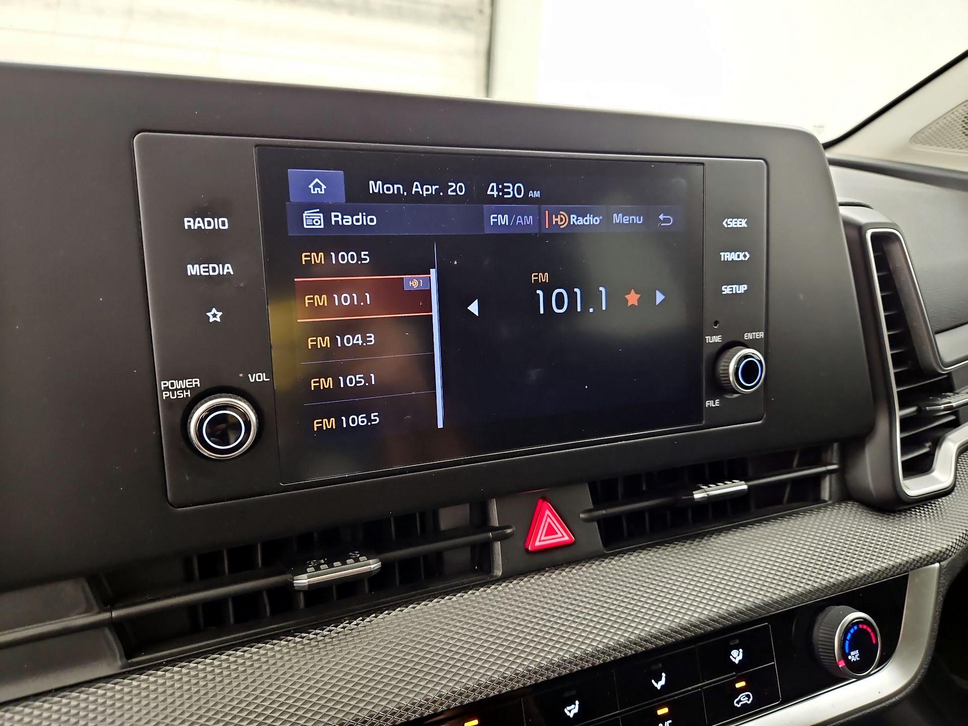 Thumbnail: 2023 Kia Sportage - 15