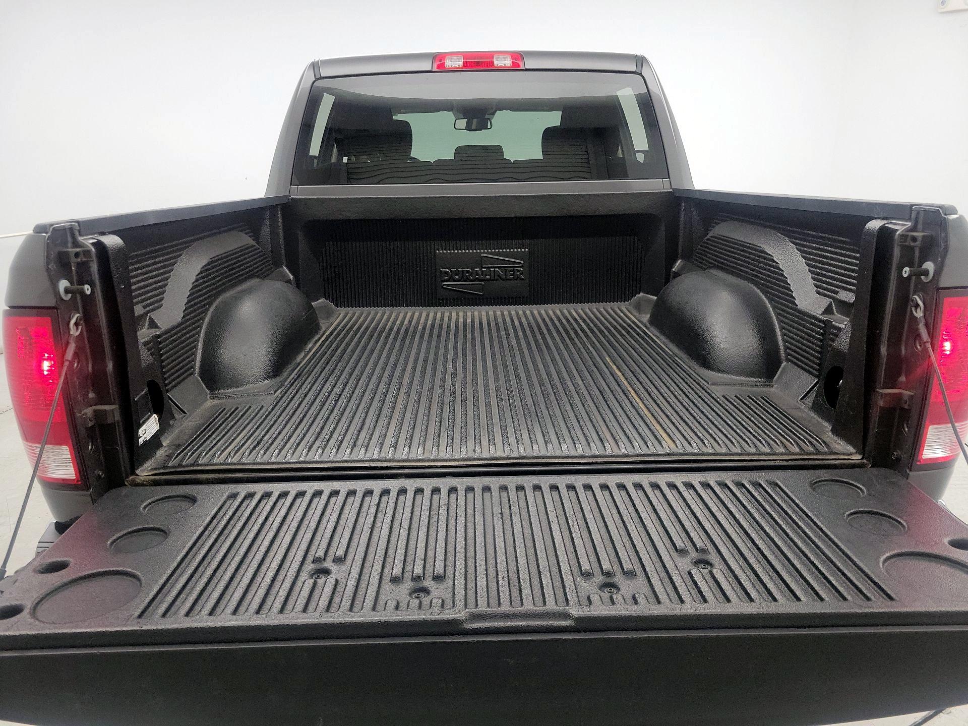Thumbnail: 2022 RAM 1500 Classic - 20