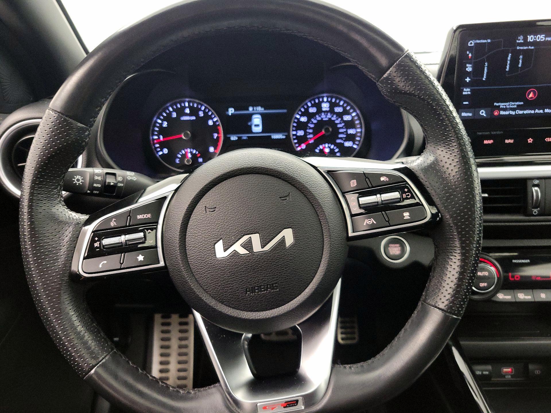 Thumbnail: 2023 Kia Forte - 10