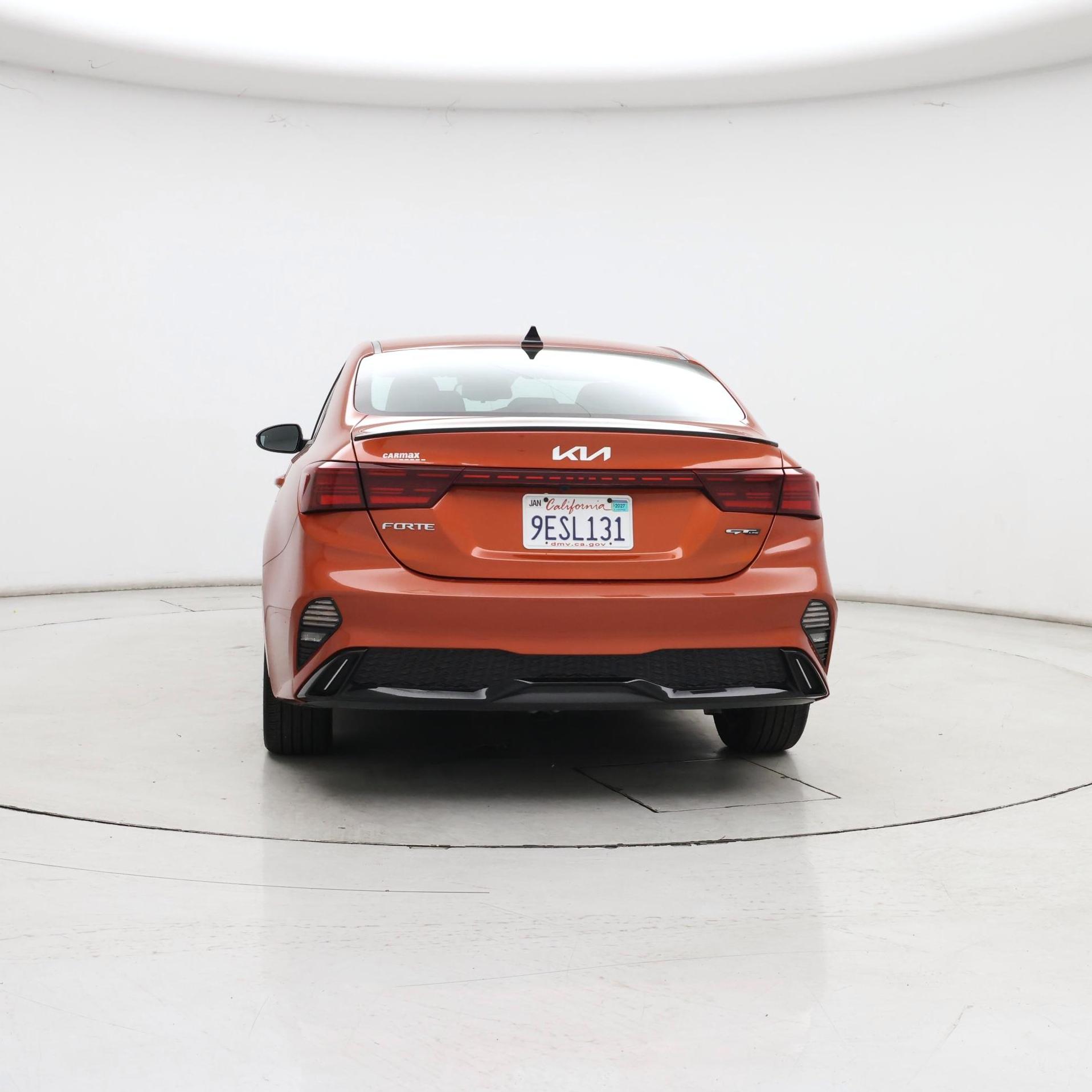 Thumbnail: 2023 Kia Forte - 6