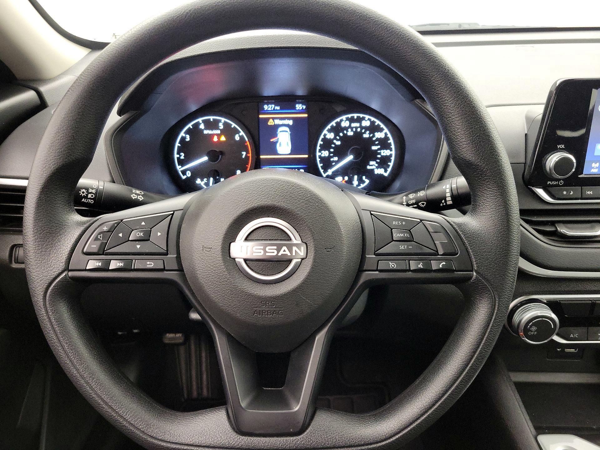 Thumbnail: 2024 Nissan Altima - 10