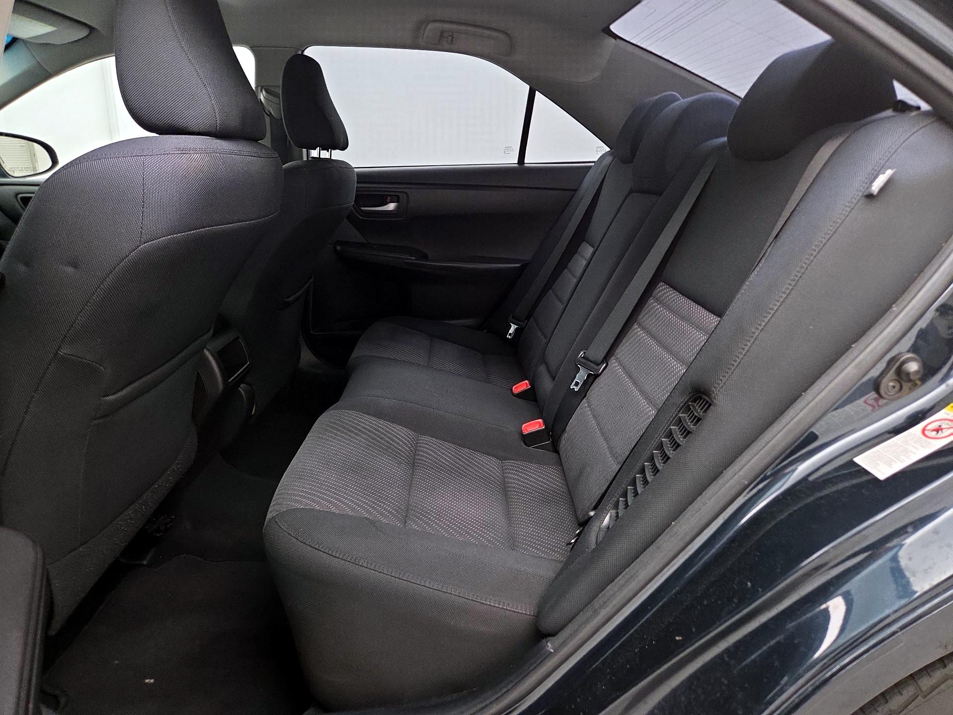 Thumbnail: 2017 Toyota Camry - 19