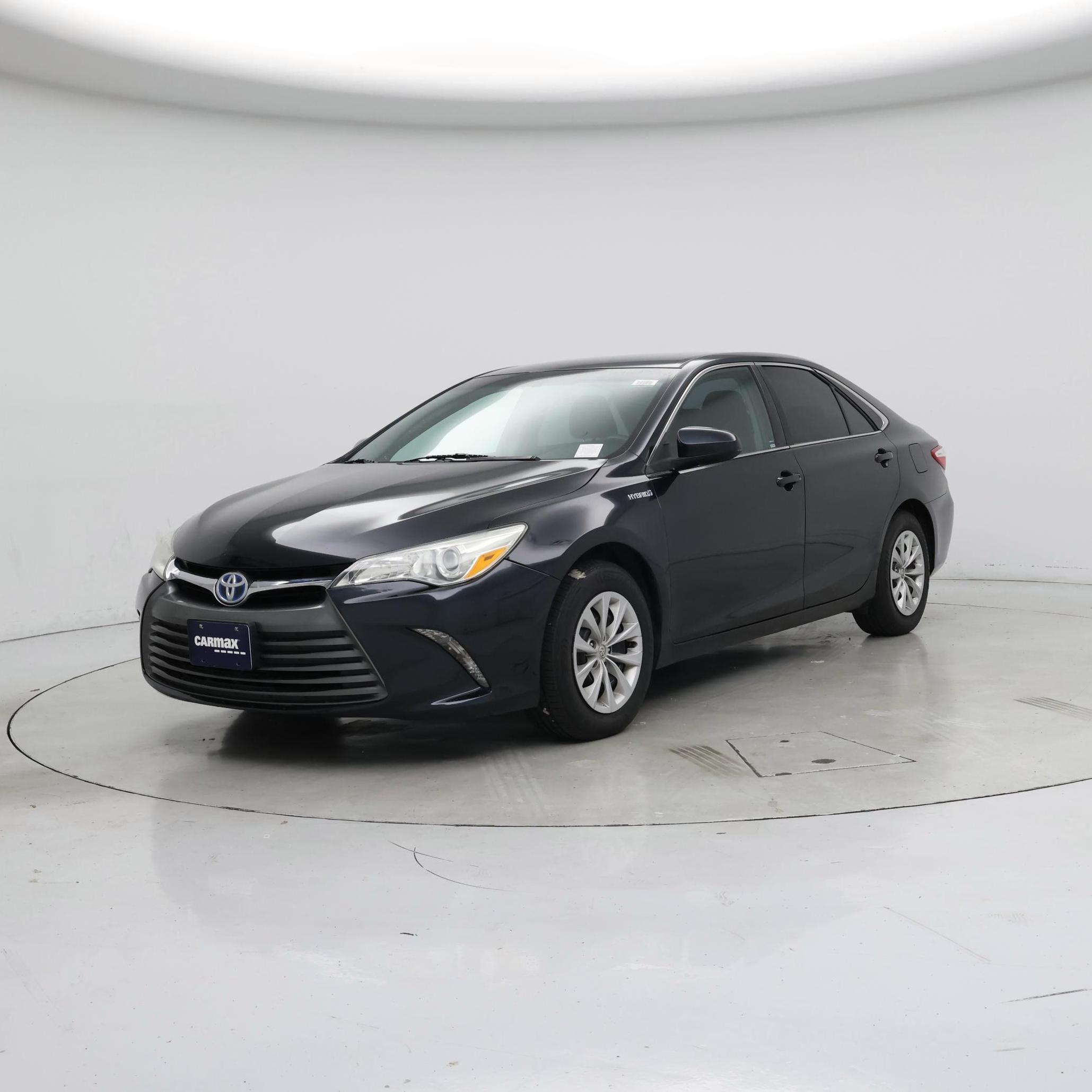 Thumbnail: 2017 Toyota Camry - 4