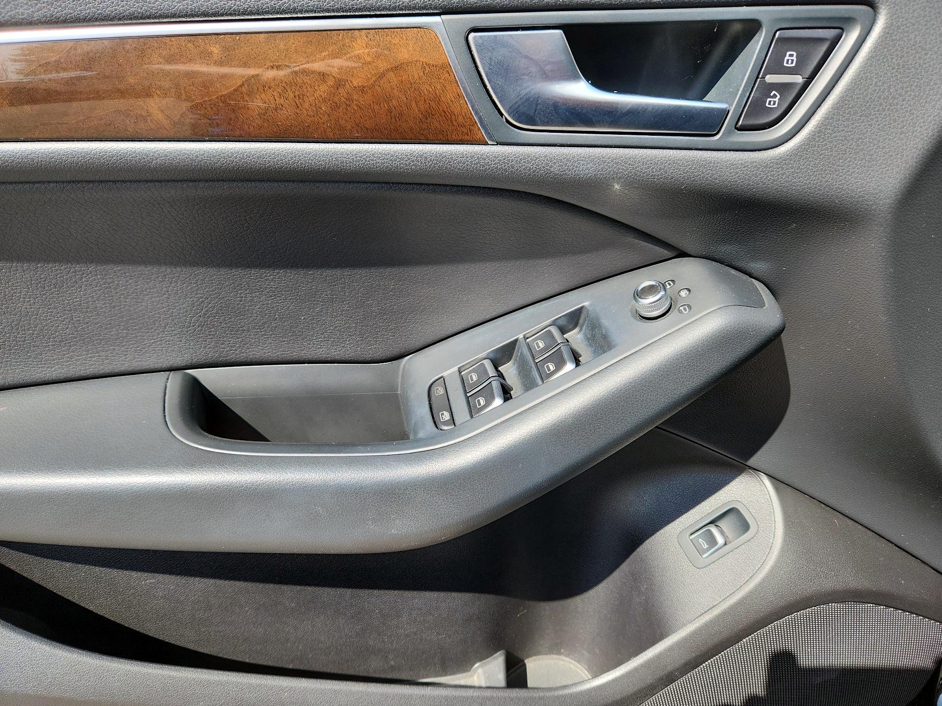 Thumbnail: 2017 Audi Q5 - 10