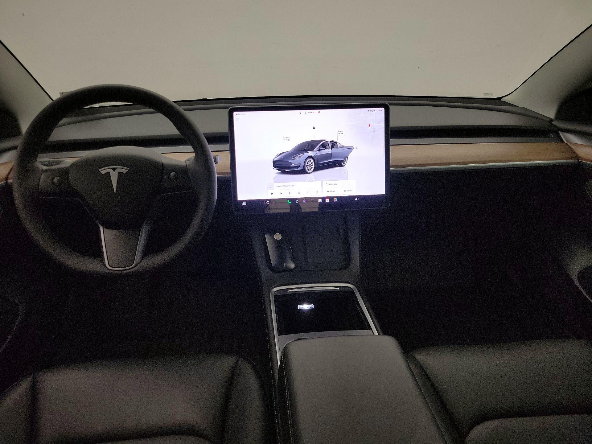 Thumbnail: 2023 Tesla Model 3 - 9