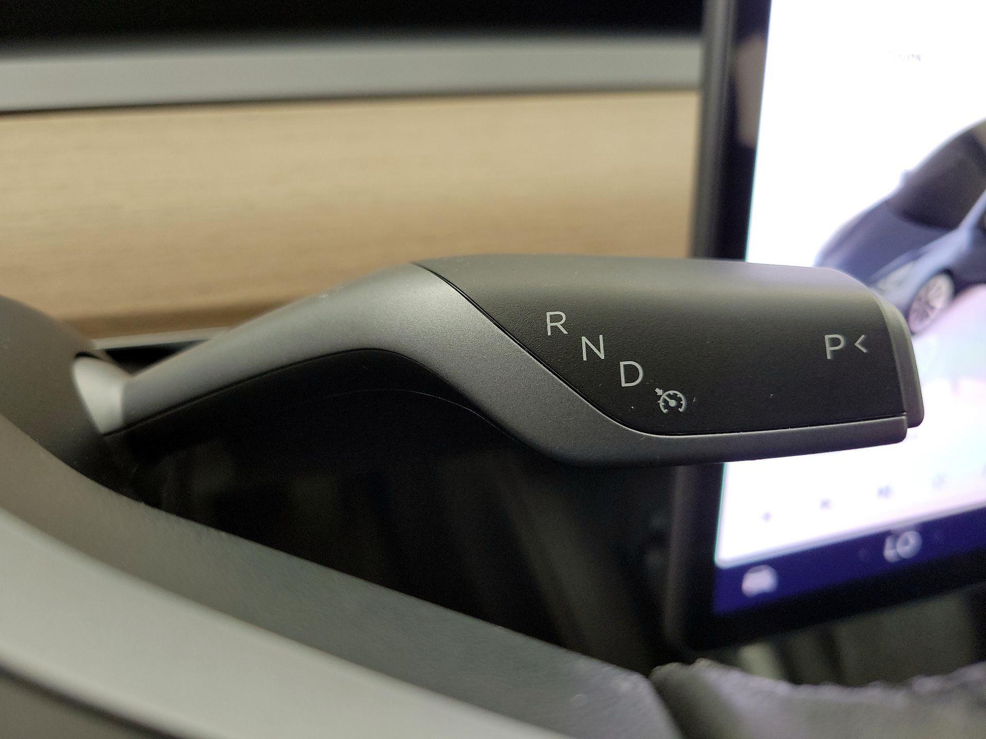 Thumbnail: 2023 Tesla Model 3 - 17