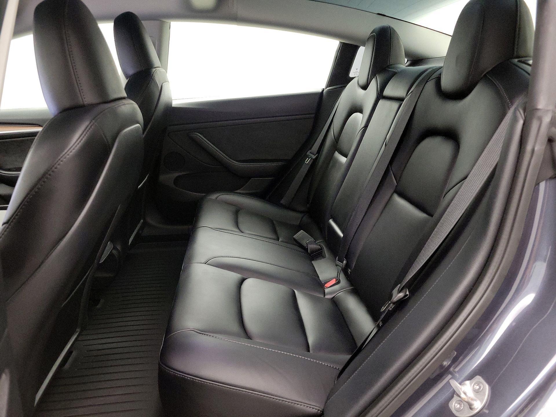 Thumbnail: 2023 Tesla Model 3 - 20