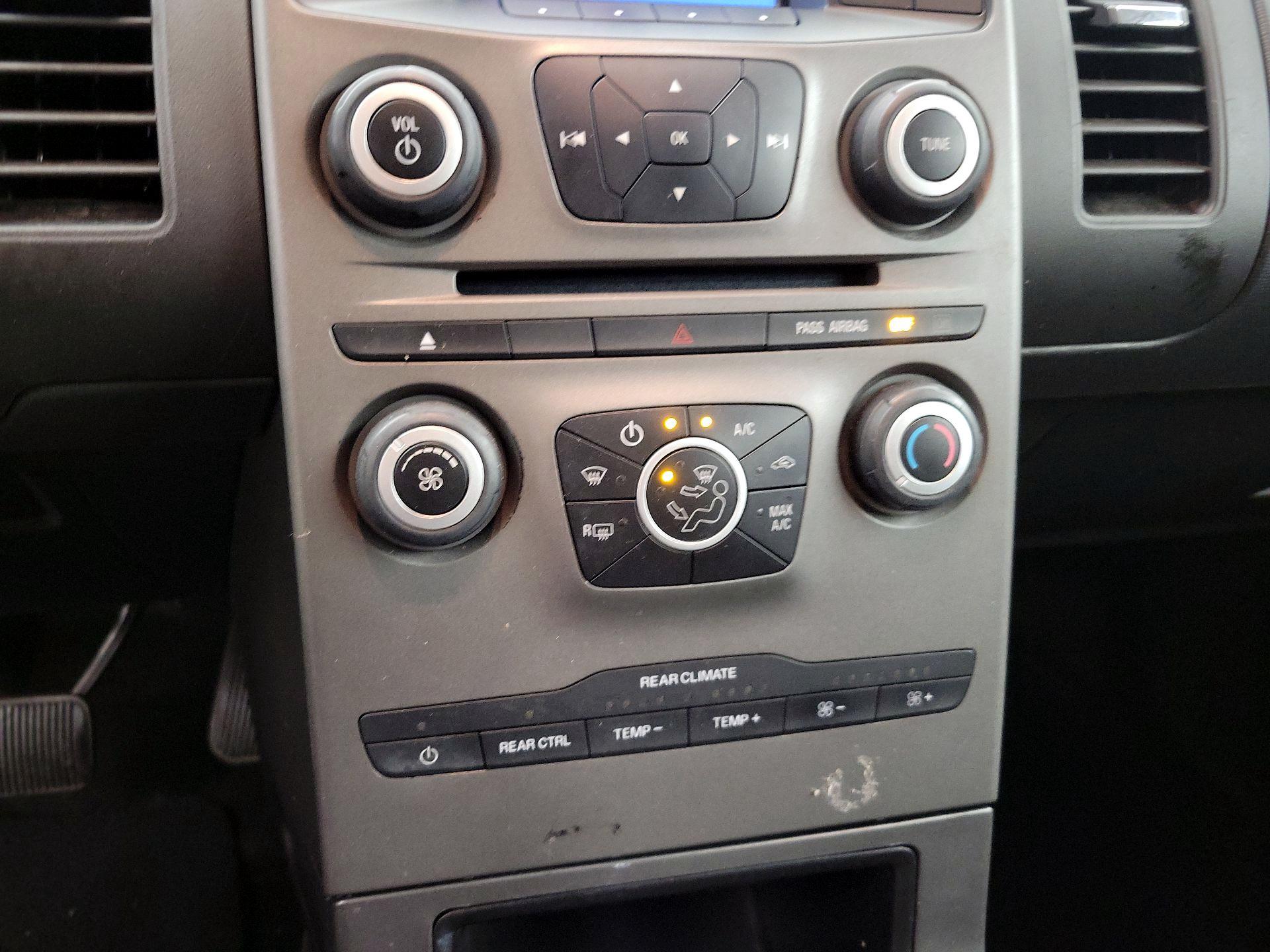 Thumbnail: 2015 Ford Flex - 15