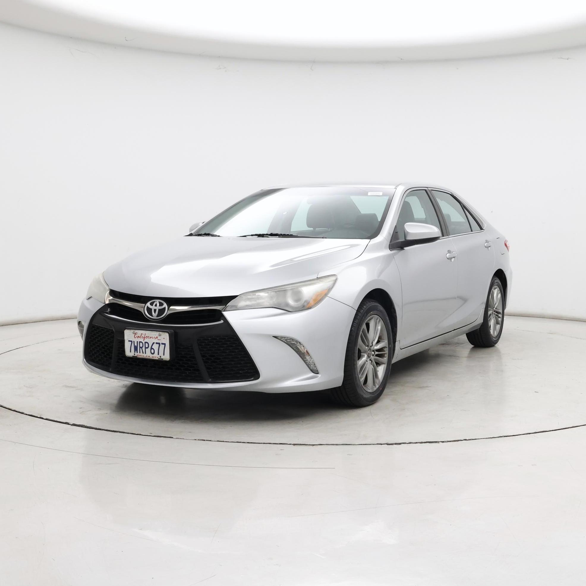 Thumbnail: 2017 Toyota Camry - 4