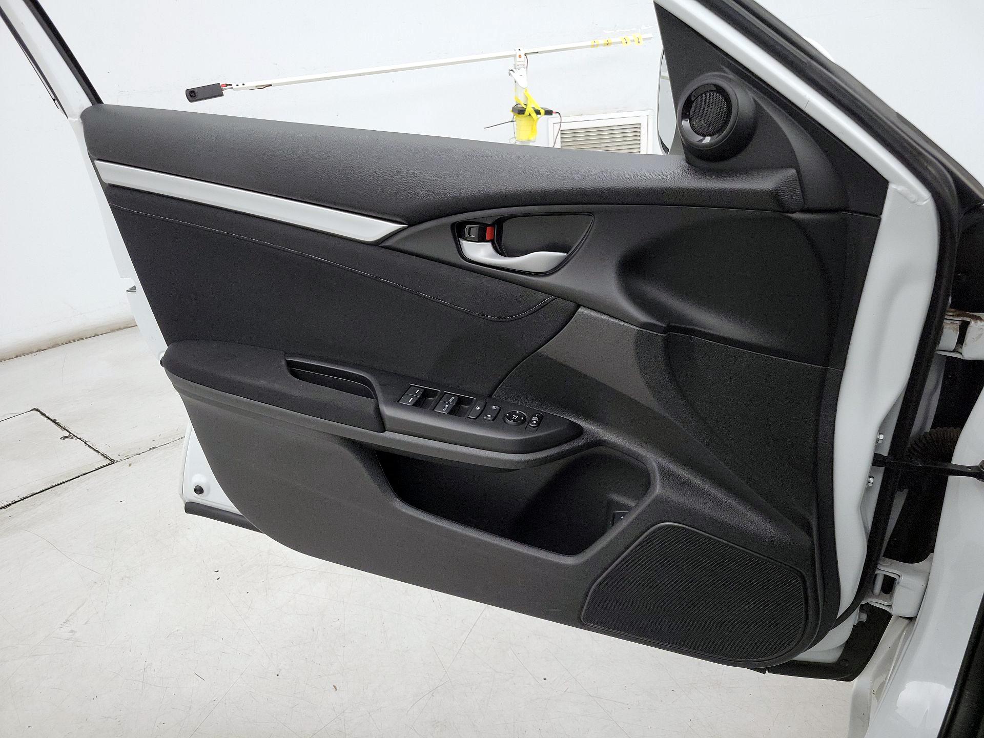 Thumbnail: 2021 Honda Civic - 12