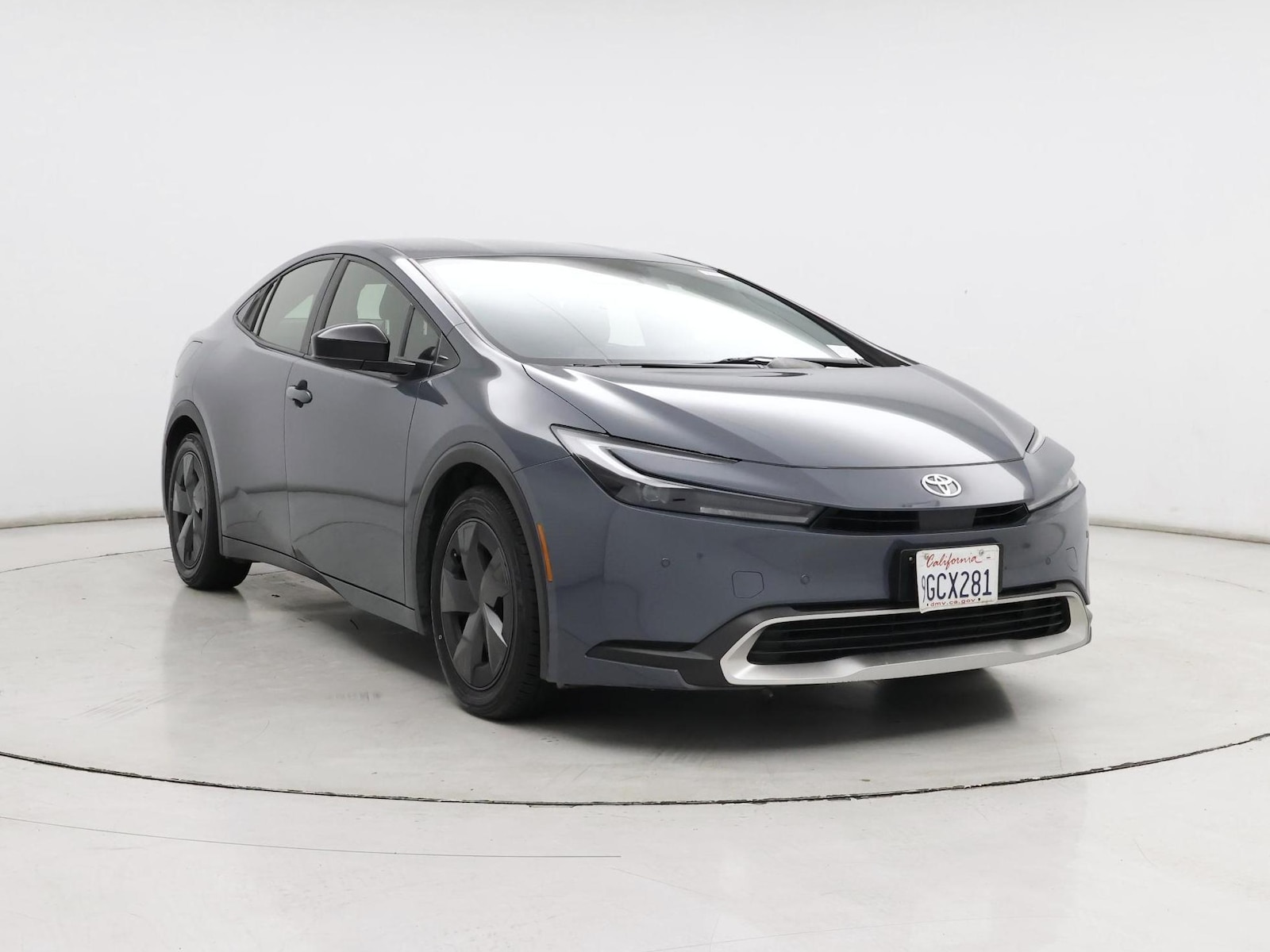 2023 Toyota Prius Prime SE - Photo 2